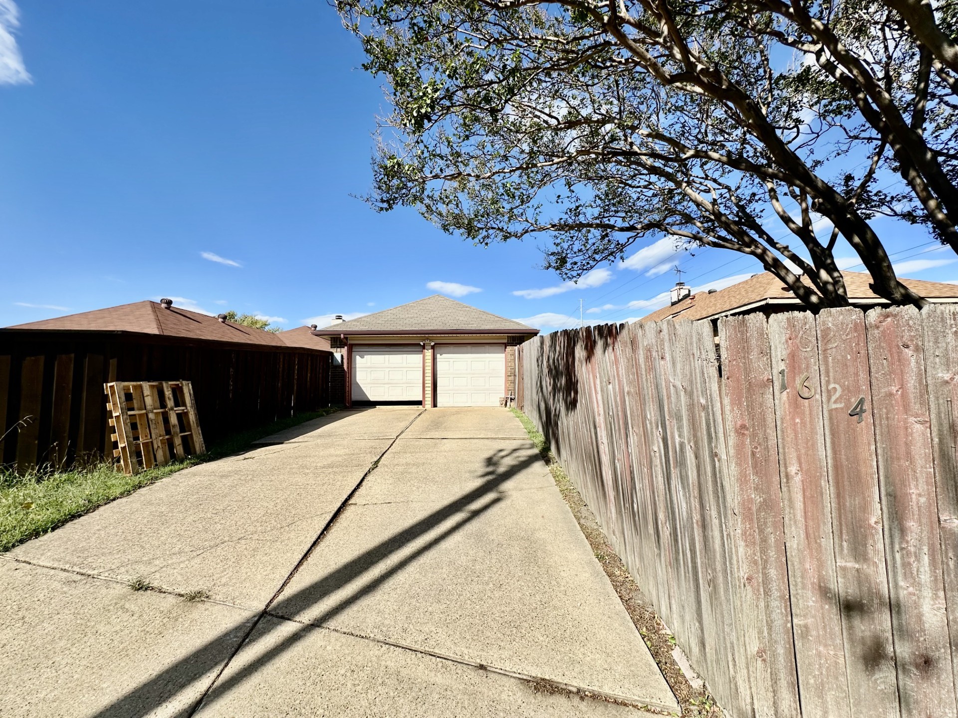 1624 Hackamore Street