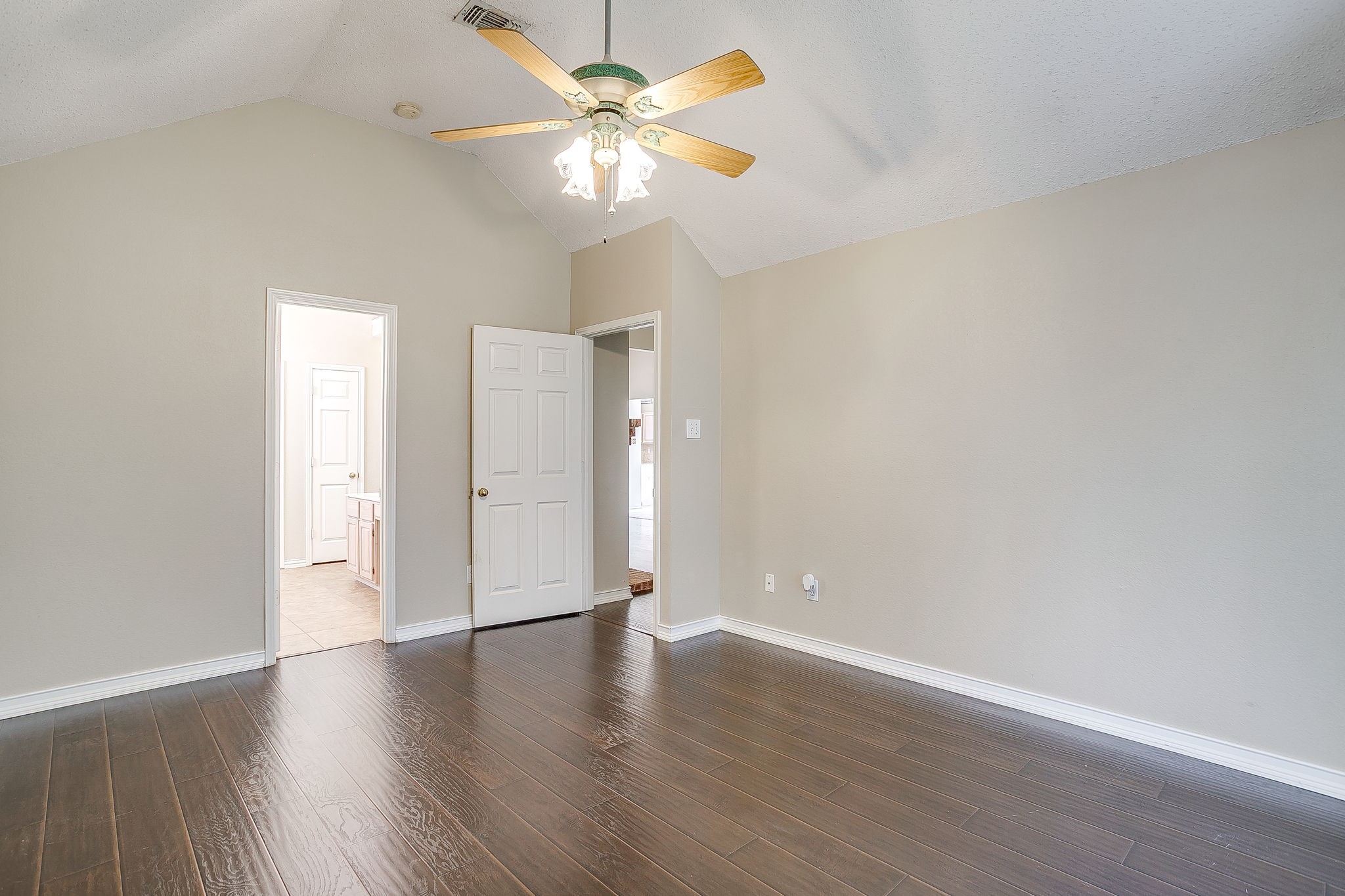 7705 Guadalupe Court