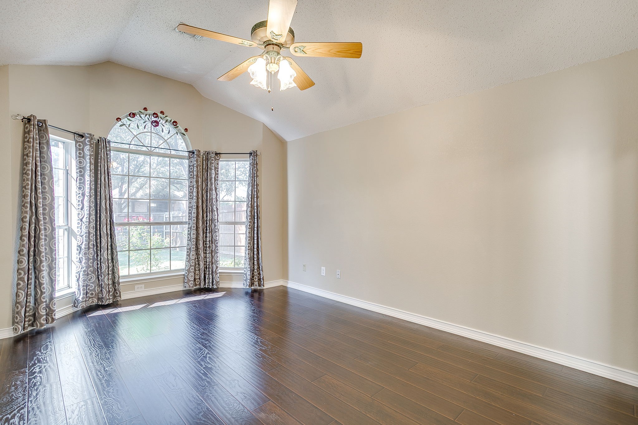7705 Guadalupe Court