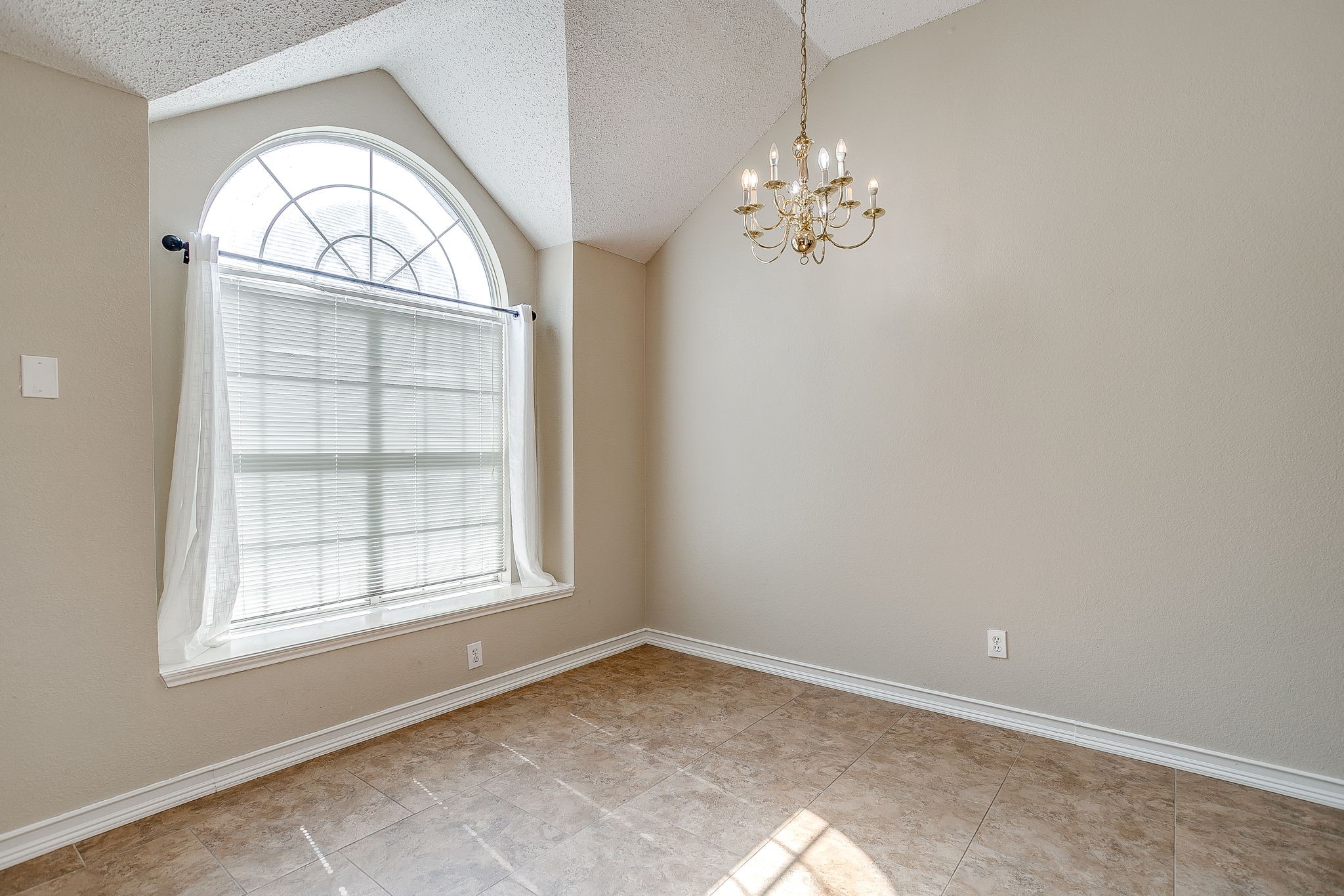 7705 Guadalupe Court