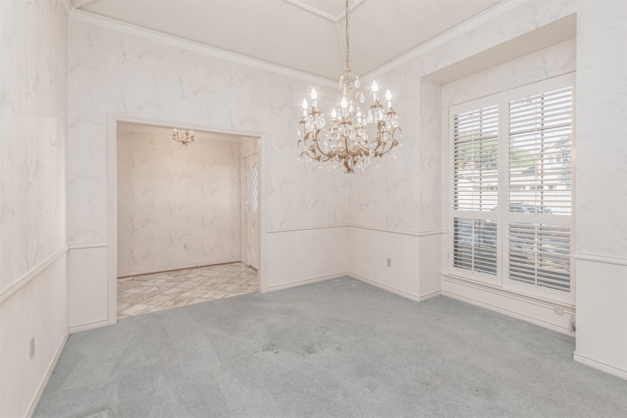 9064 Maple Glen Drive