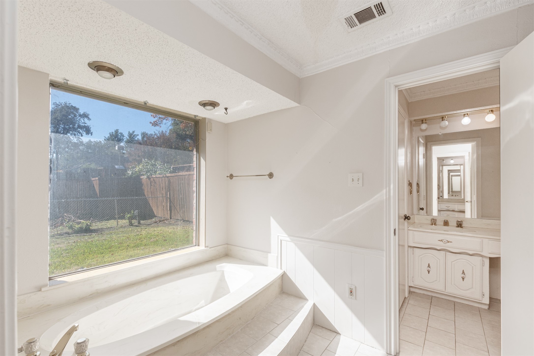 9064 Maple Glen Drive