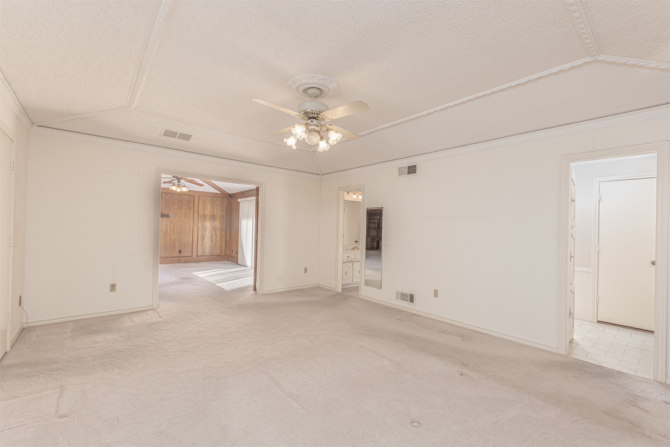 9064 Maple Glen Drive