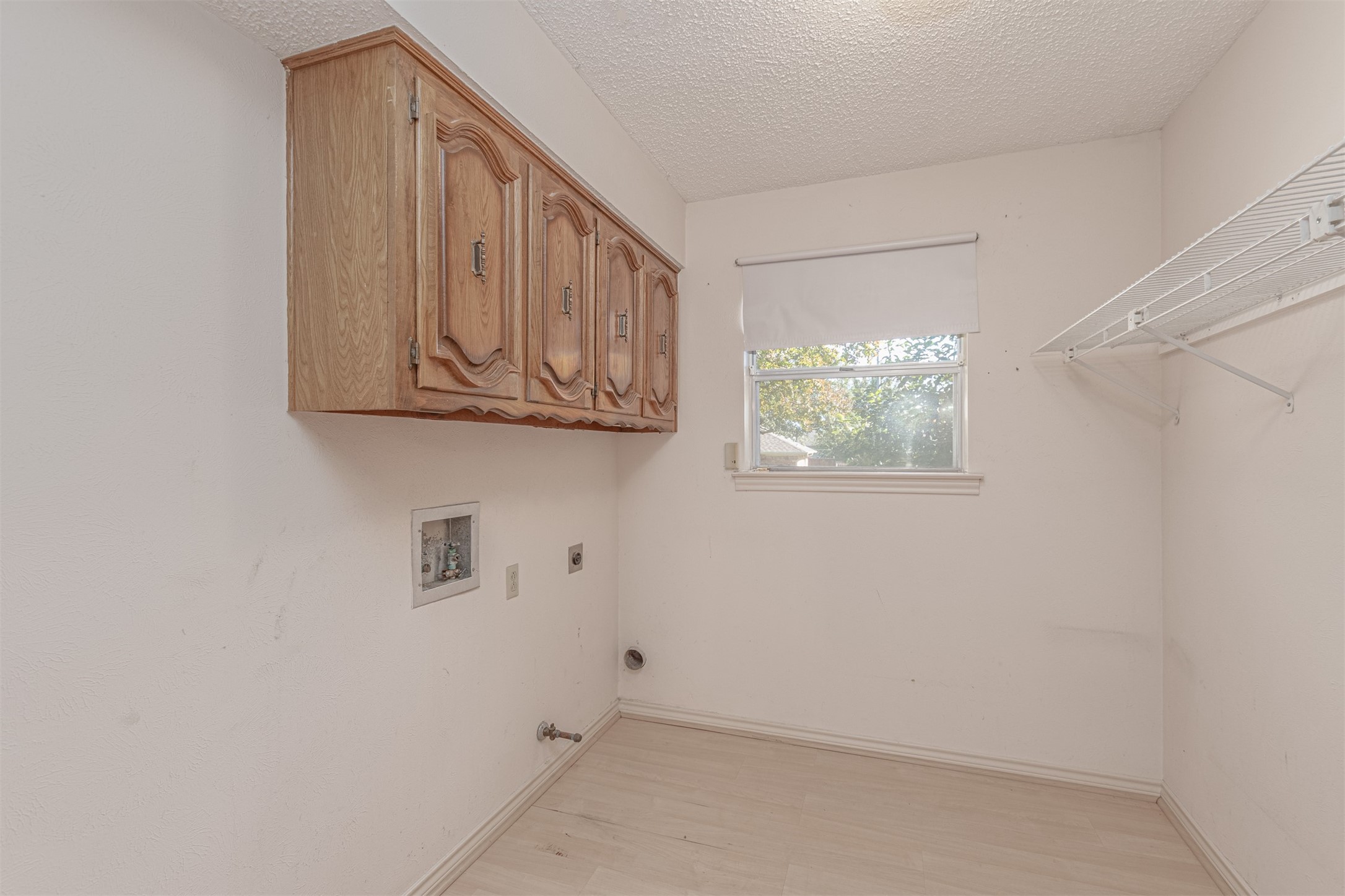 9064 Maple Glen Drive