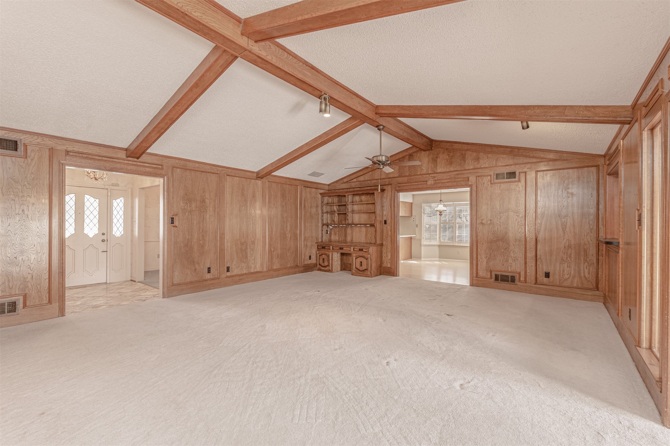 9064 Maple Glen Drive