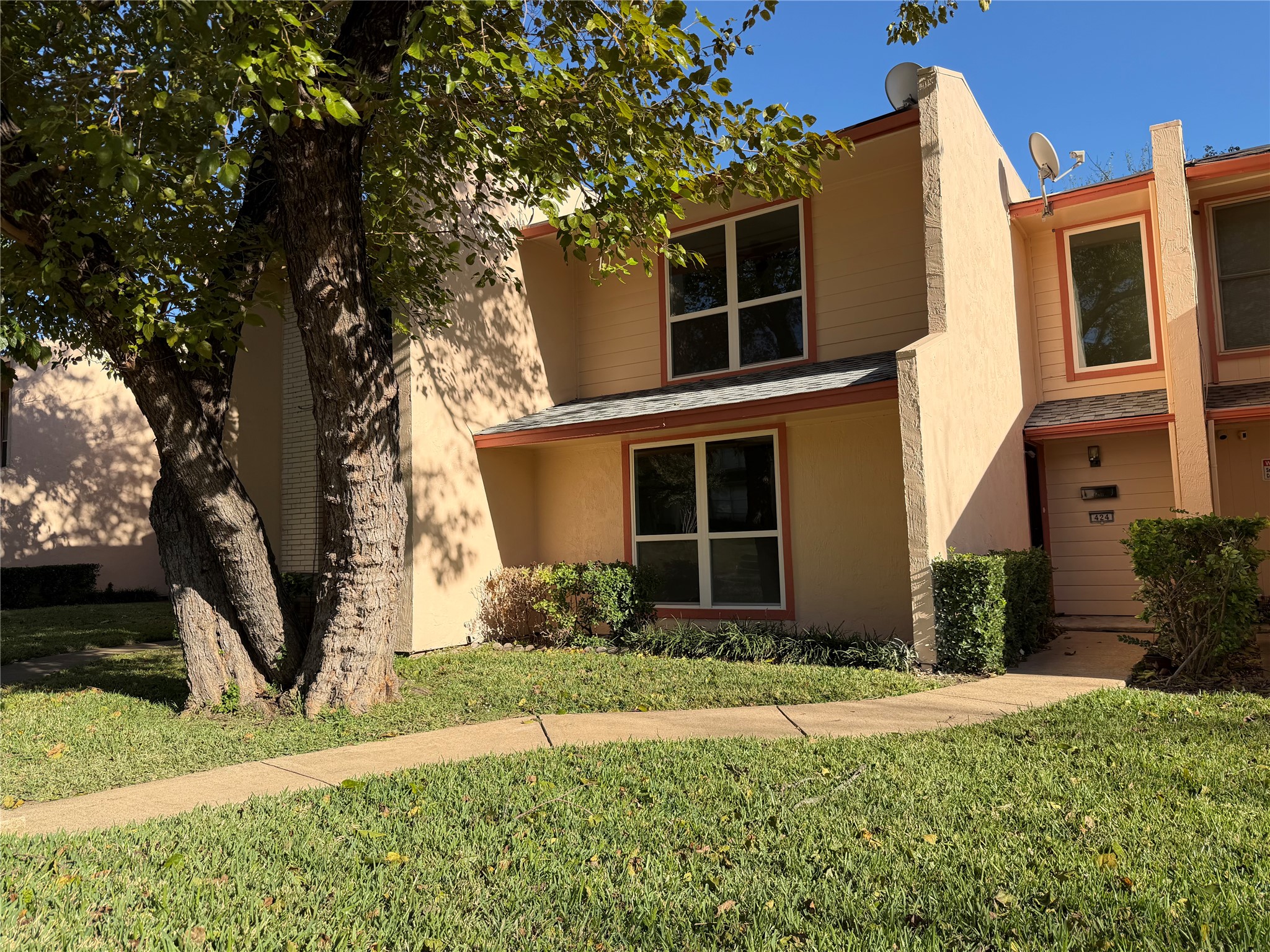 424 Valley Park Drive