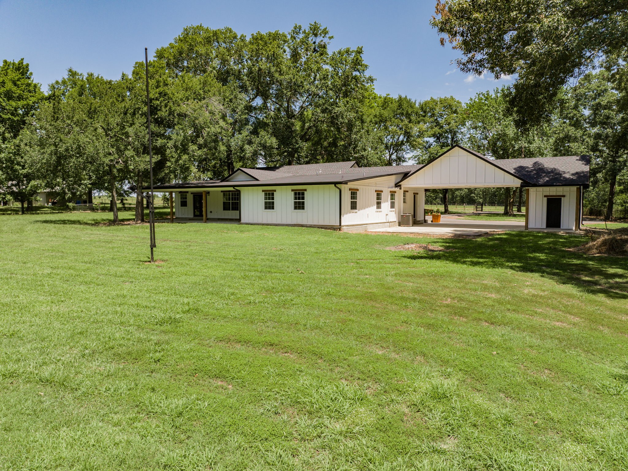 1917 County Road 1460