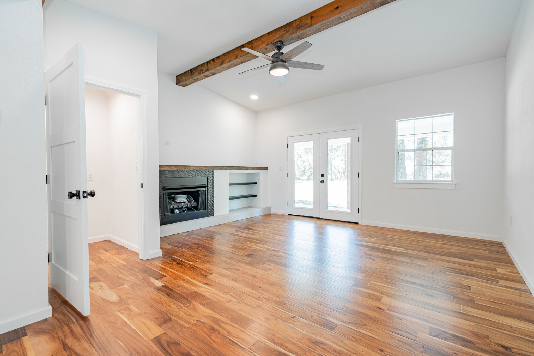 1917 County Road 1460