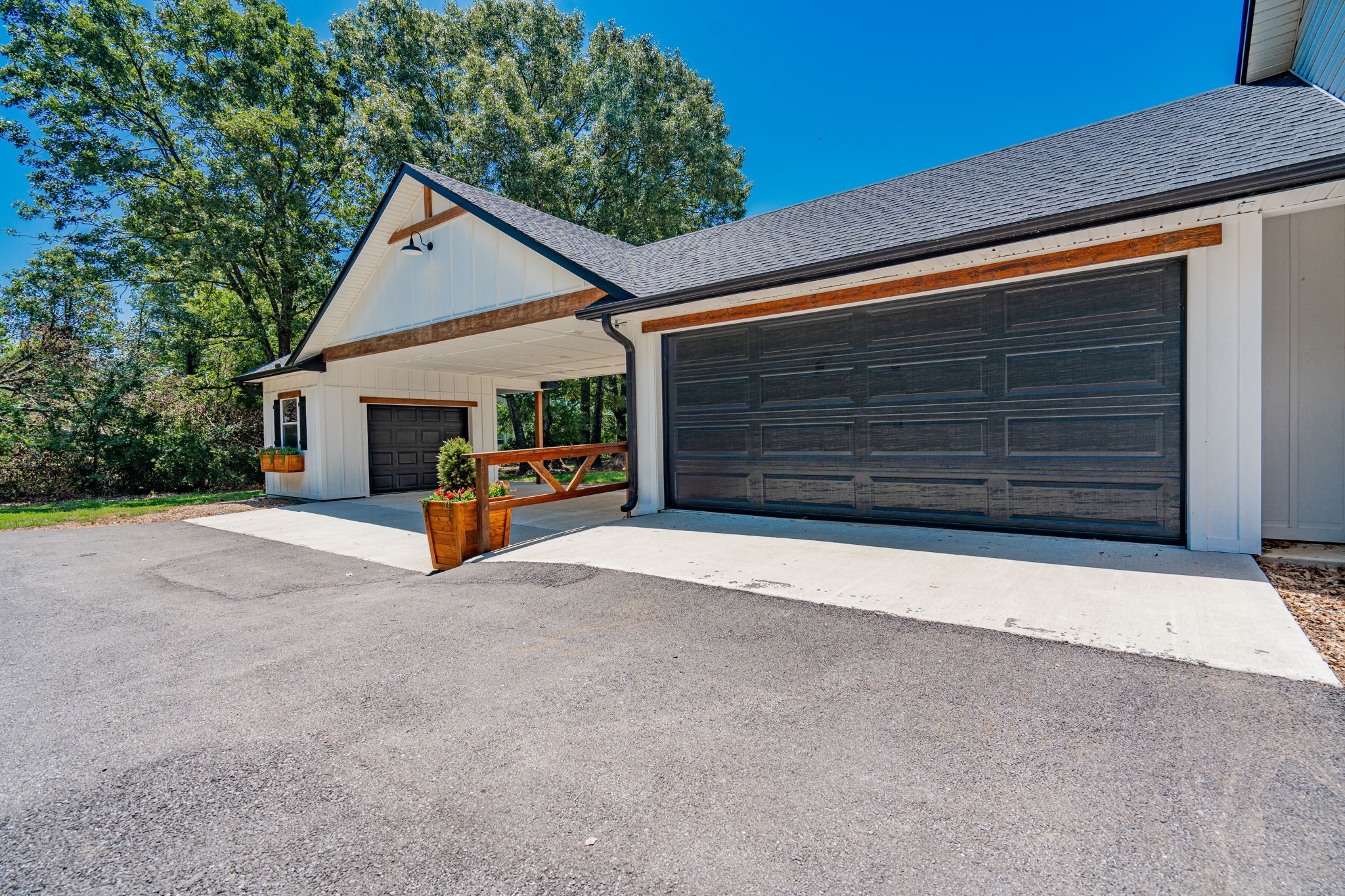 1917 County Road 1460