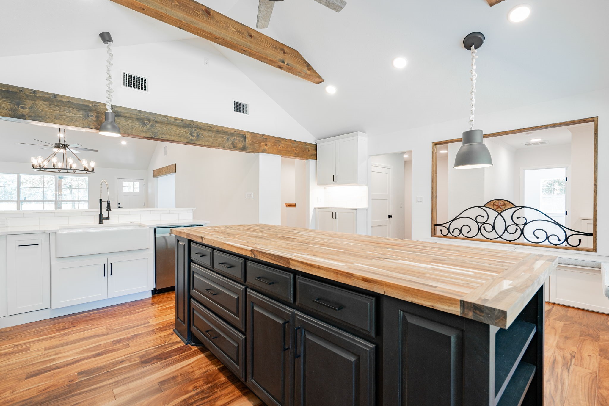 1917 County Road 1460