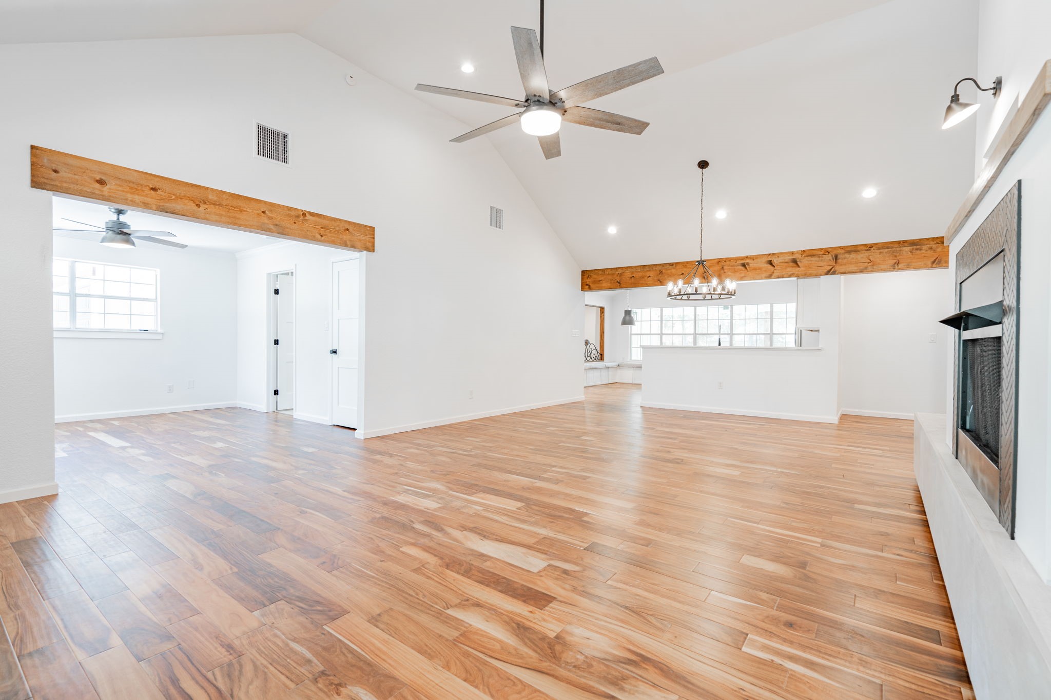 1917 County Road 1460