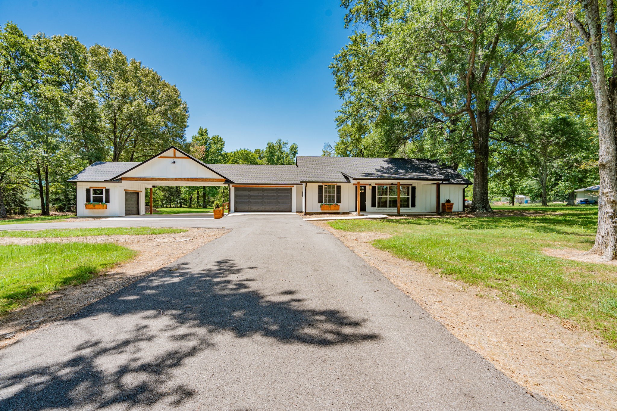 1917 County Road 1460