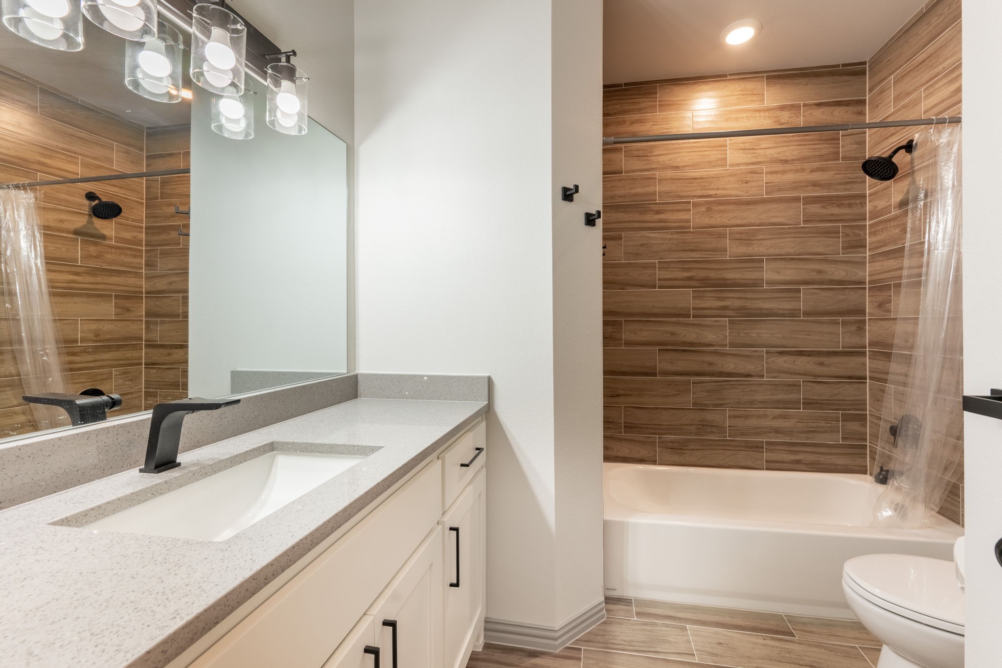 800 County Road 4108