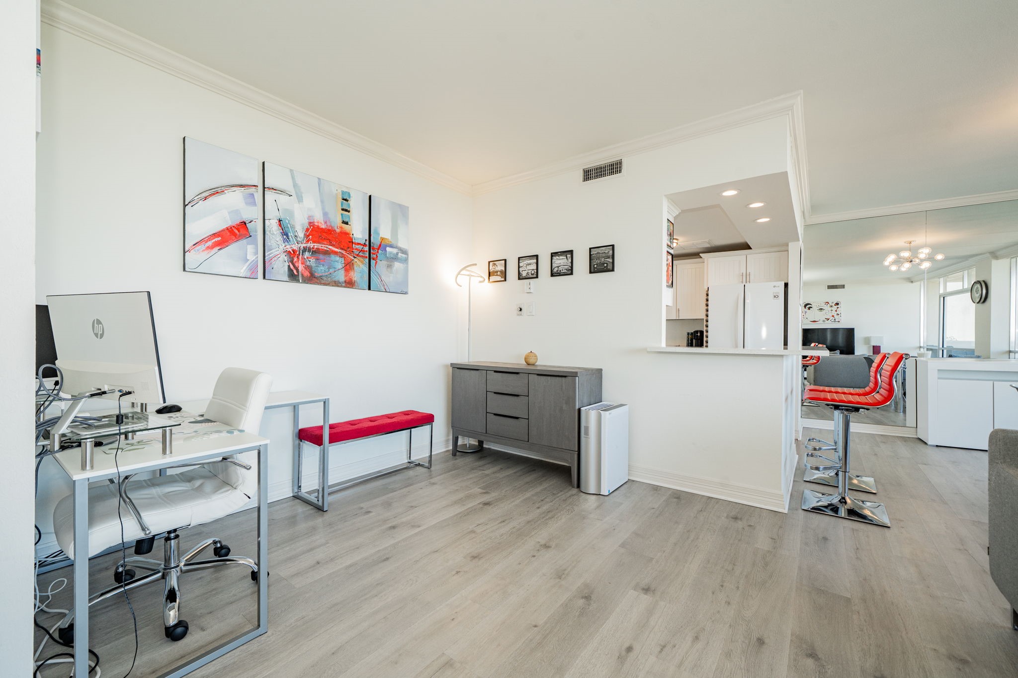 6211 W Northwest Highway 1602