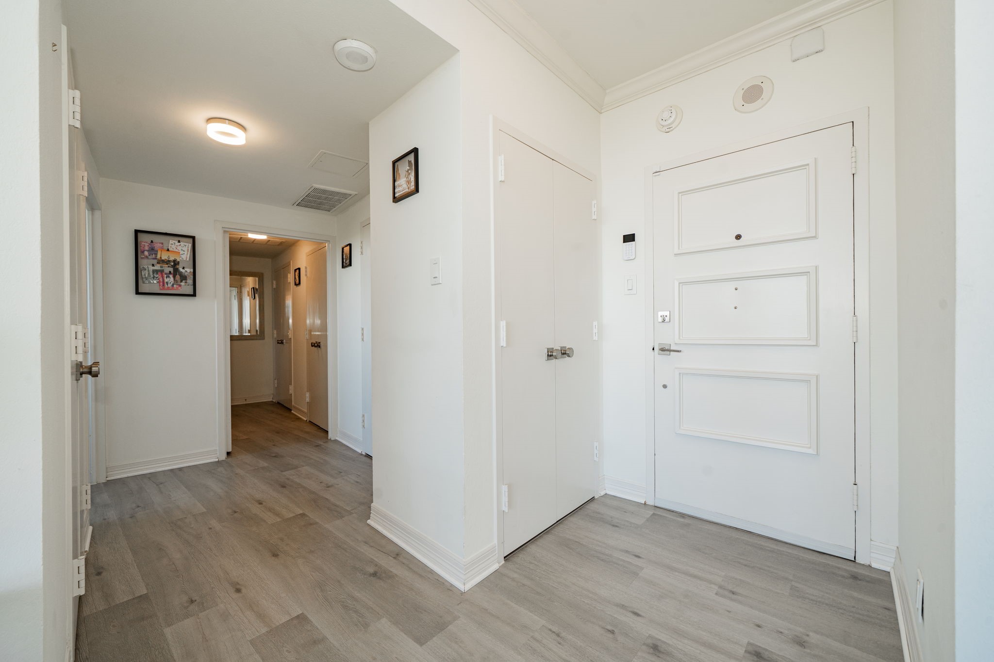 6211 W Northwest Highway 1602