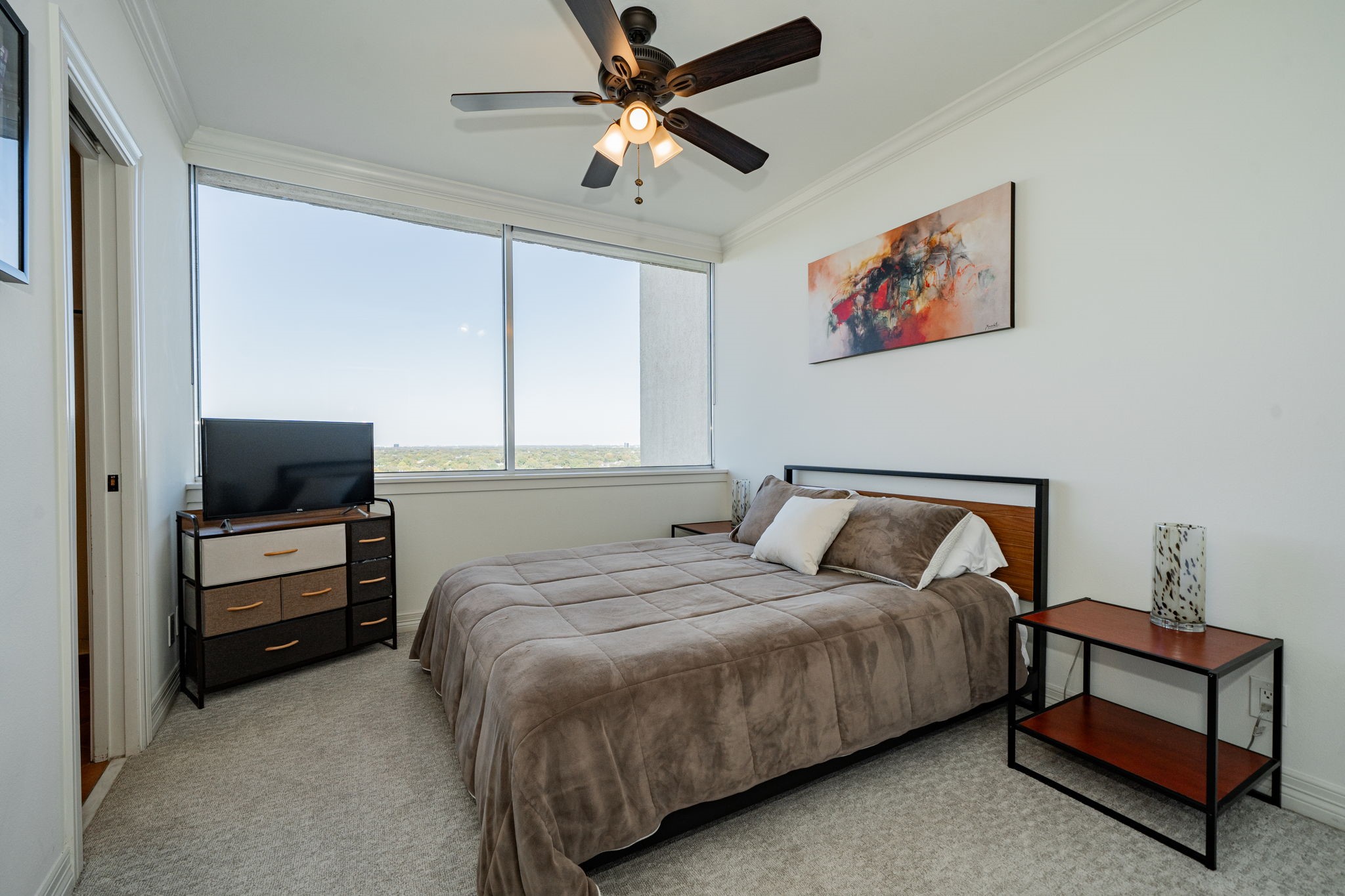 6211 W Northwest Highway 1602