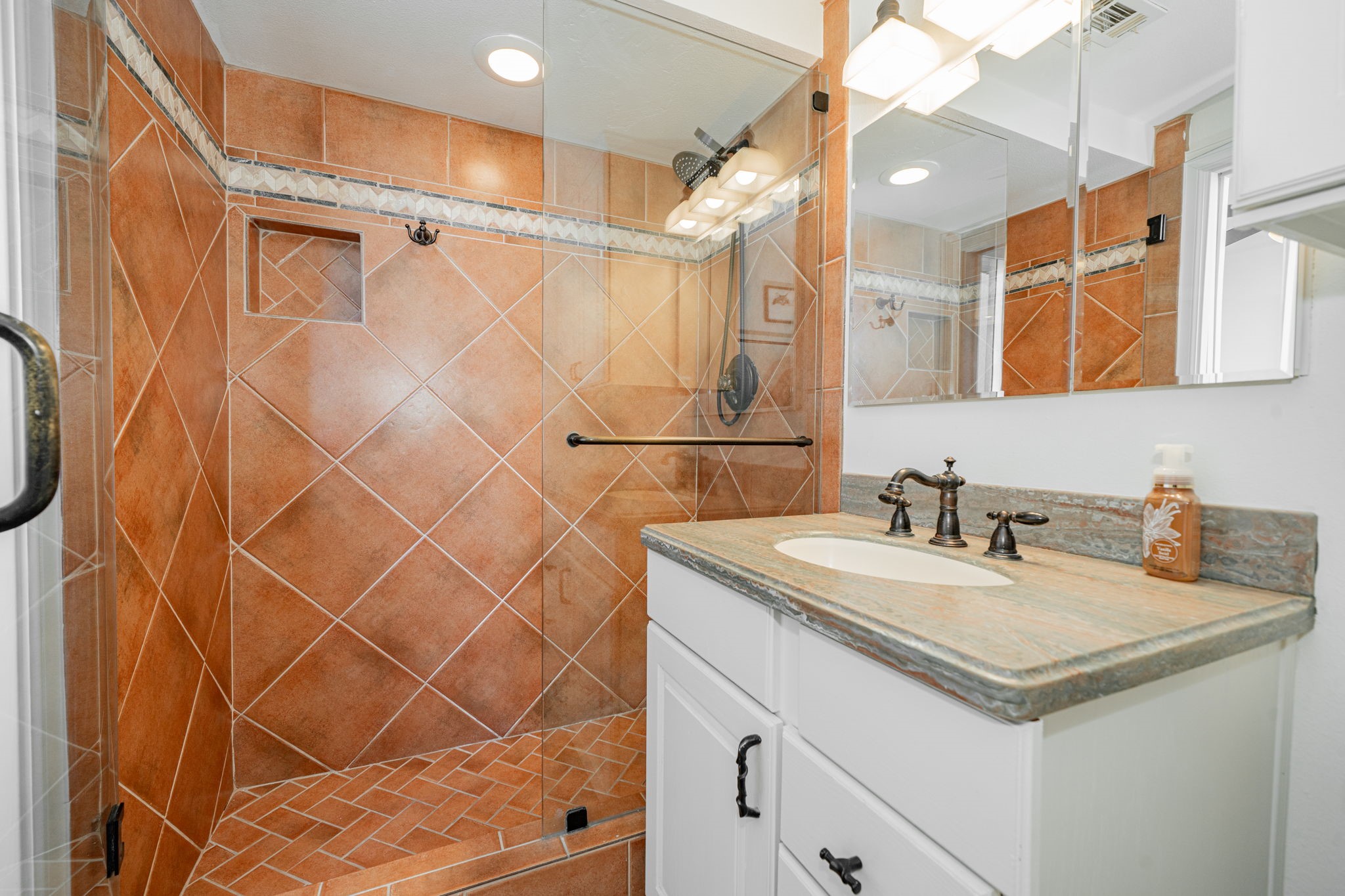 6211 W Northwest Highway 1602