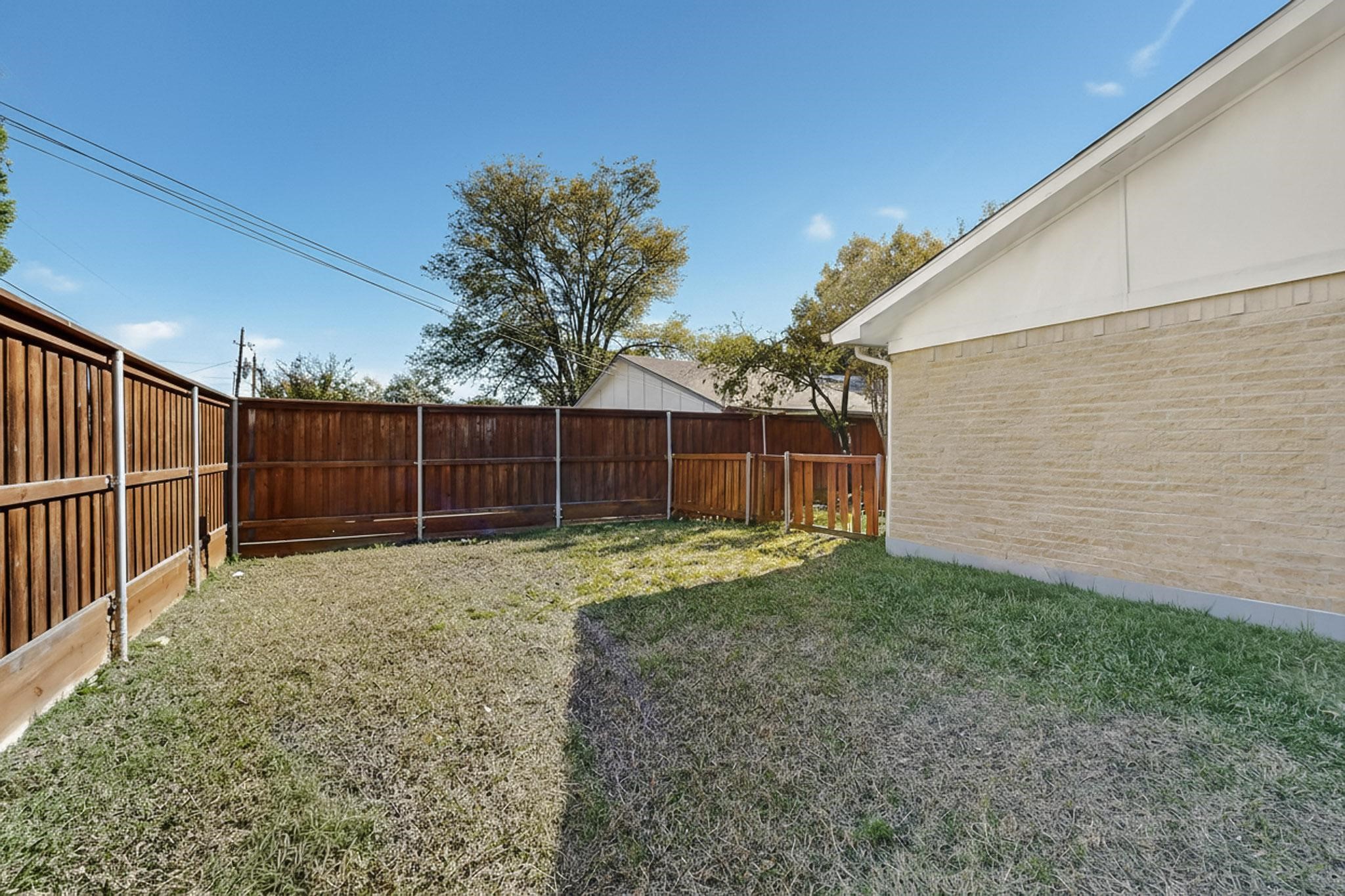 913 Overdowns Drive