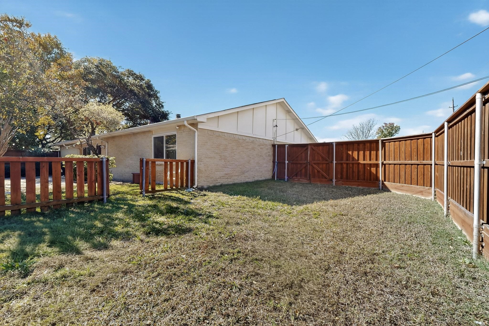 913 Overdowns Drive