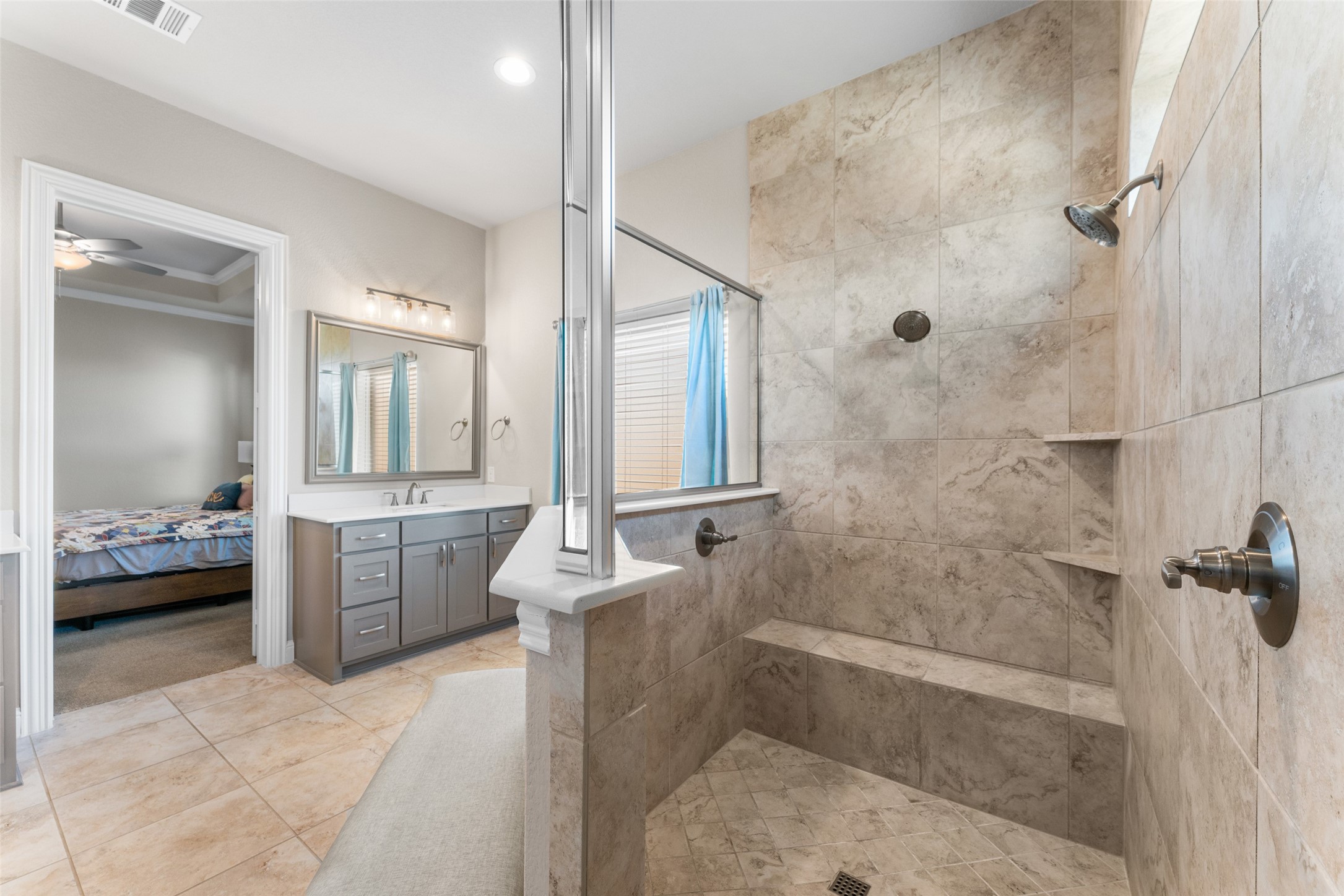 1571 E Highland Road