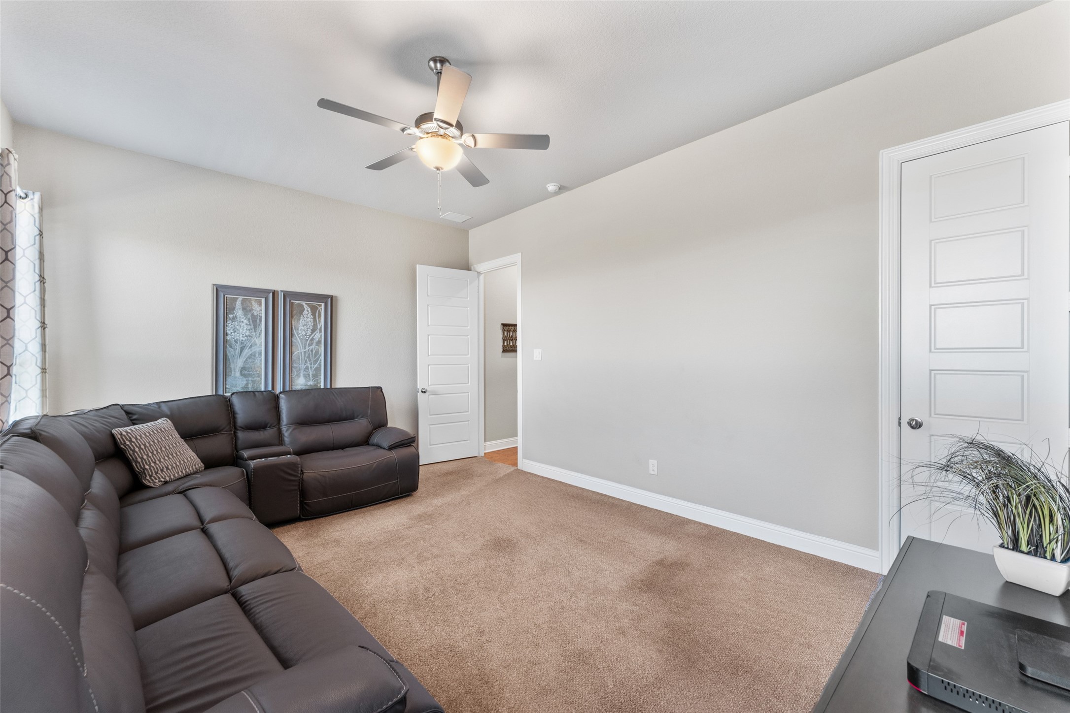 1571 E Highland Road