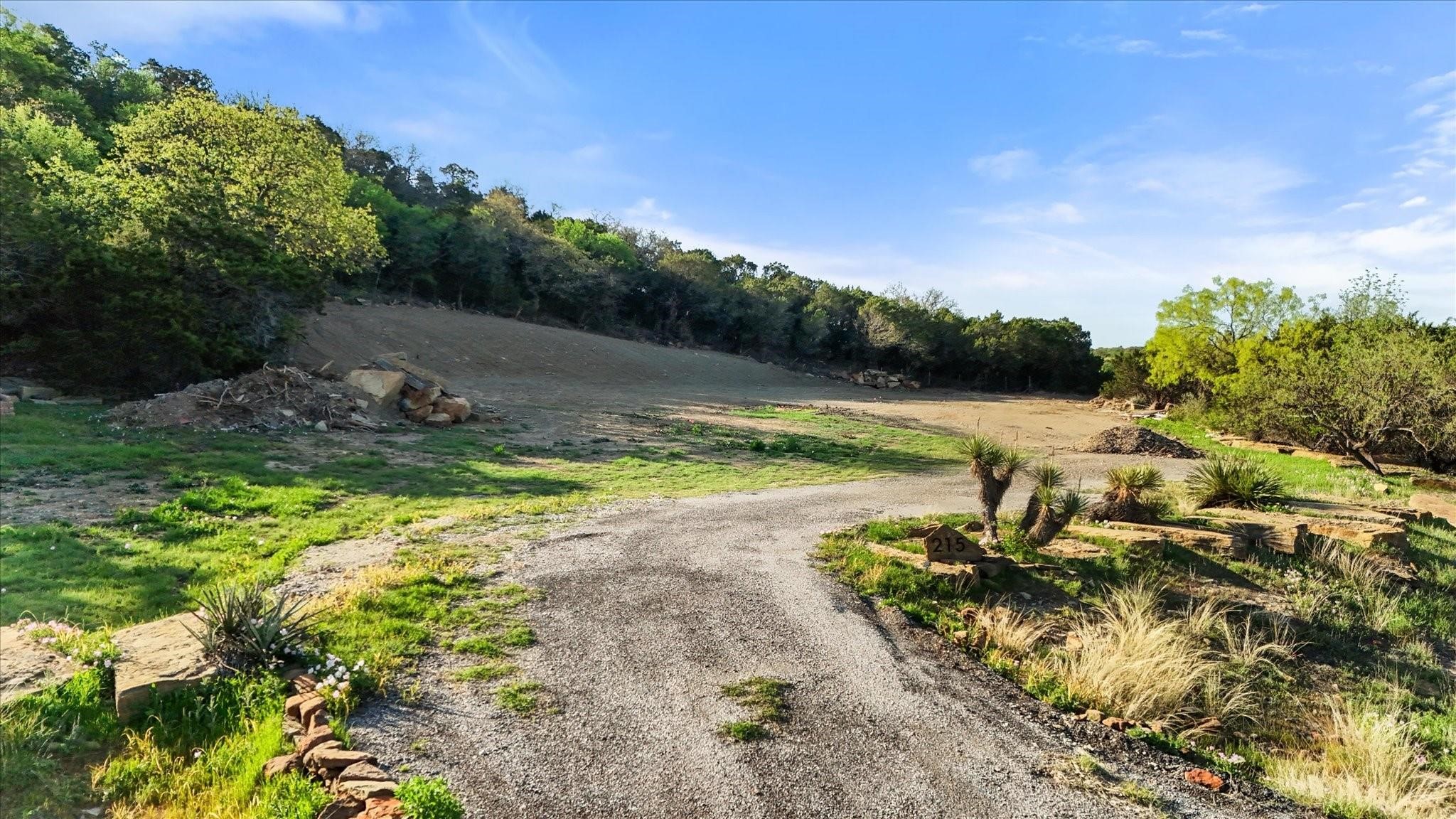 215 Shady Oaks Drive