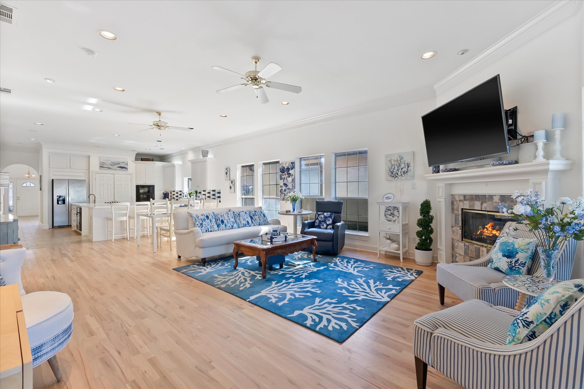 2923 Saratoga Drive