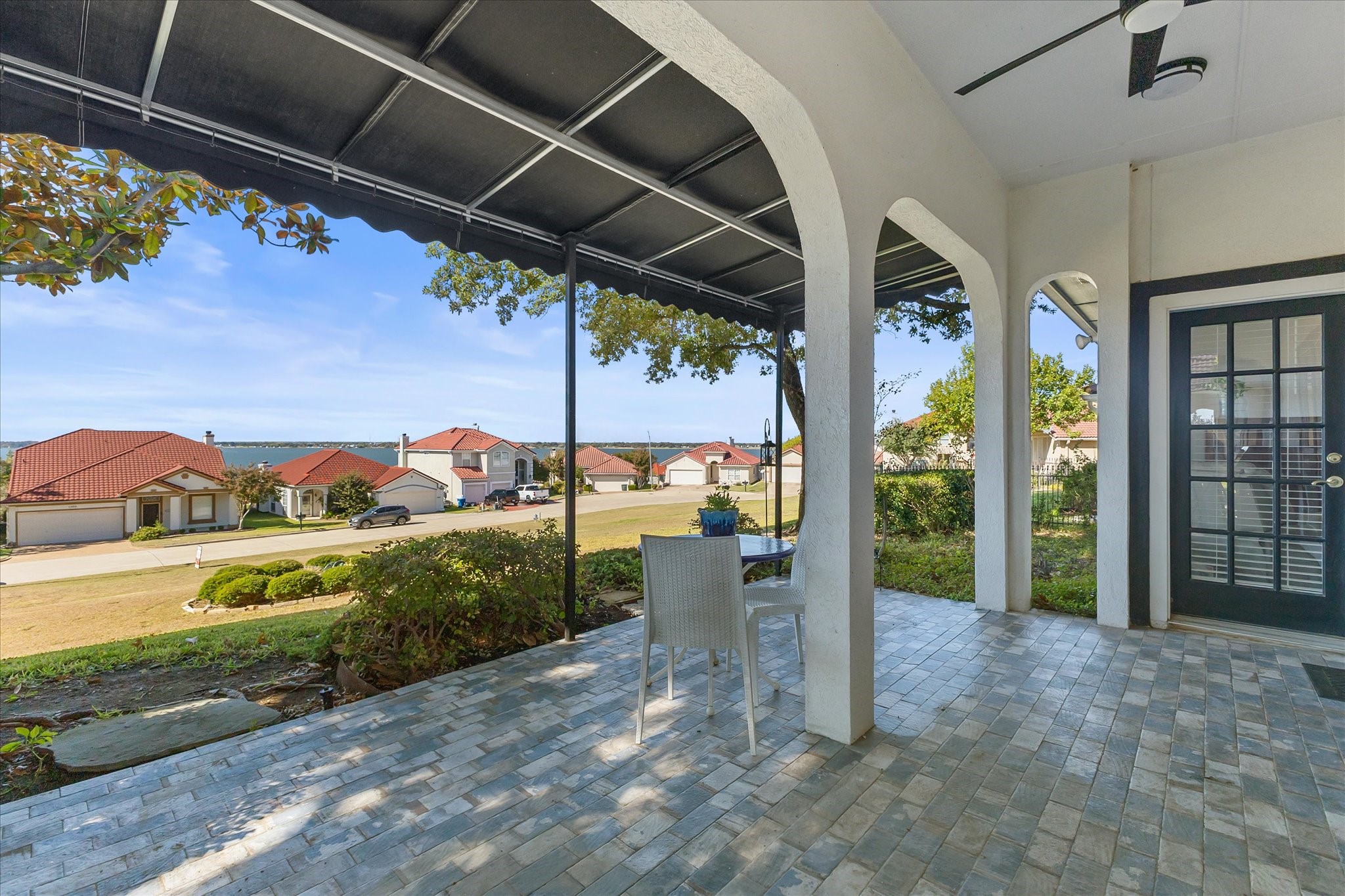 2923 Saratoga Drive