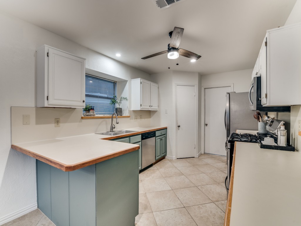 8206 Spinnaker Cove