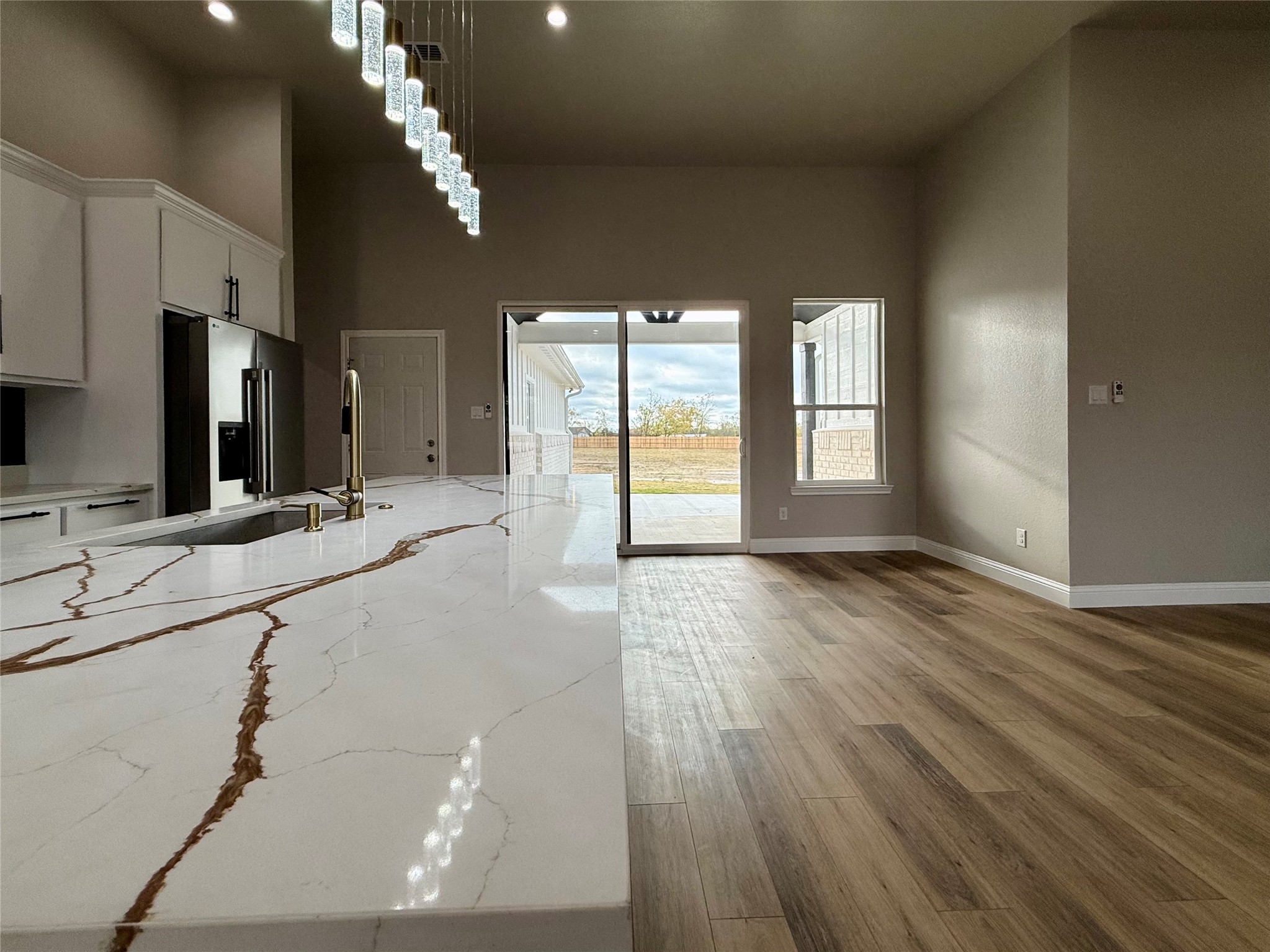 1121 County road 4104