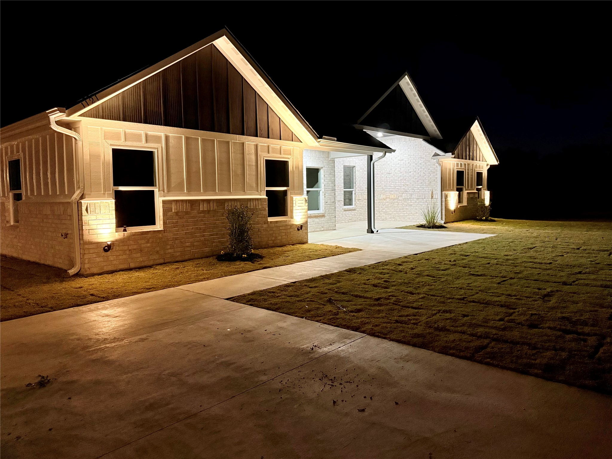 1121 County road 4104