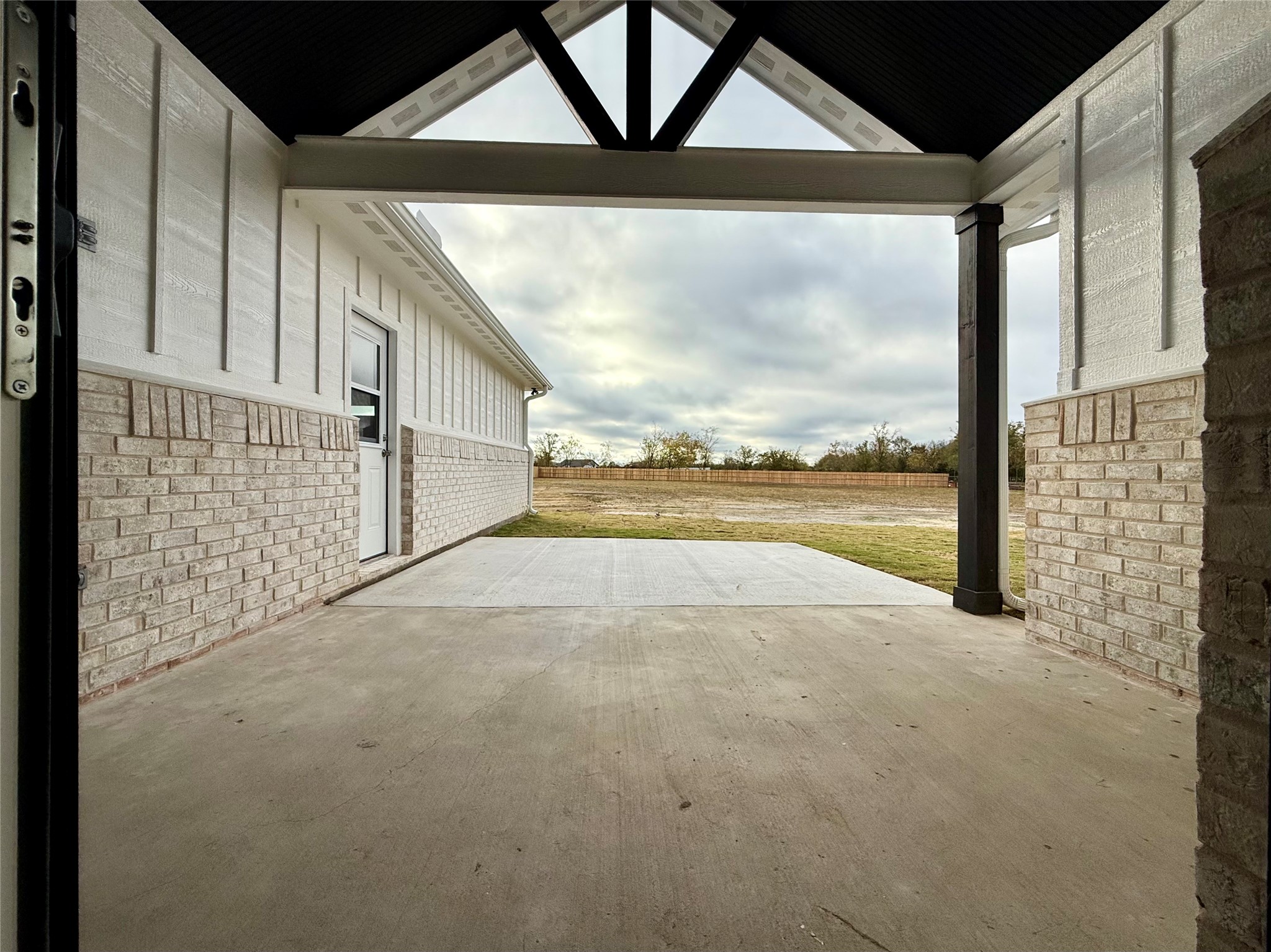 1121 County road 4104