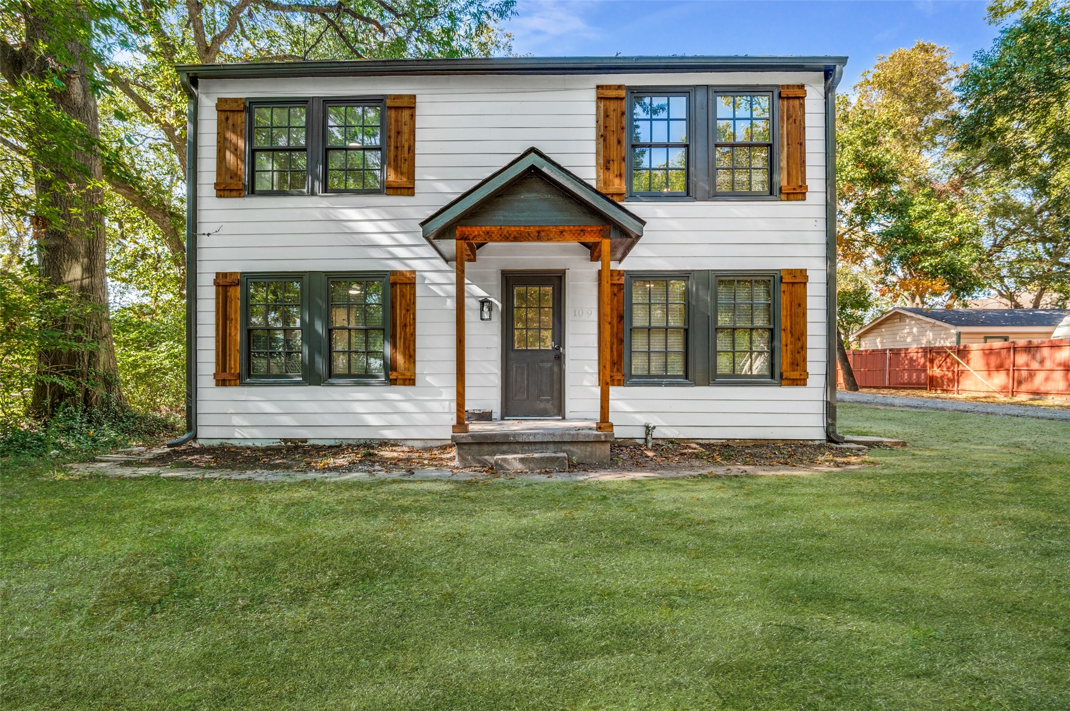 109 S Central Avenue