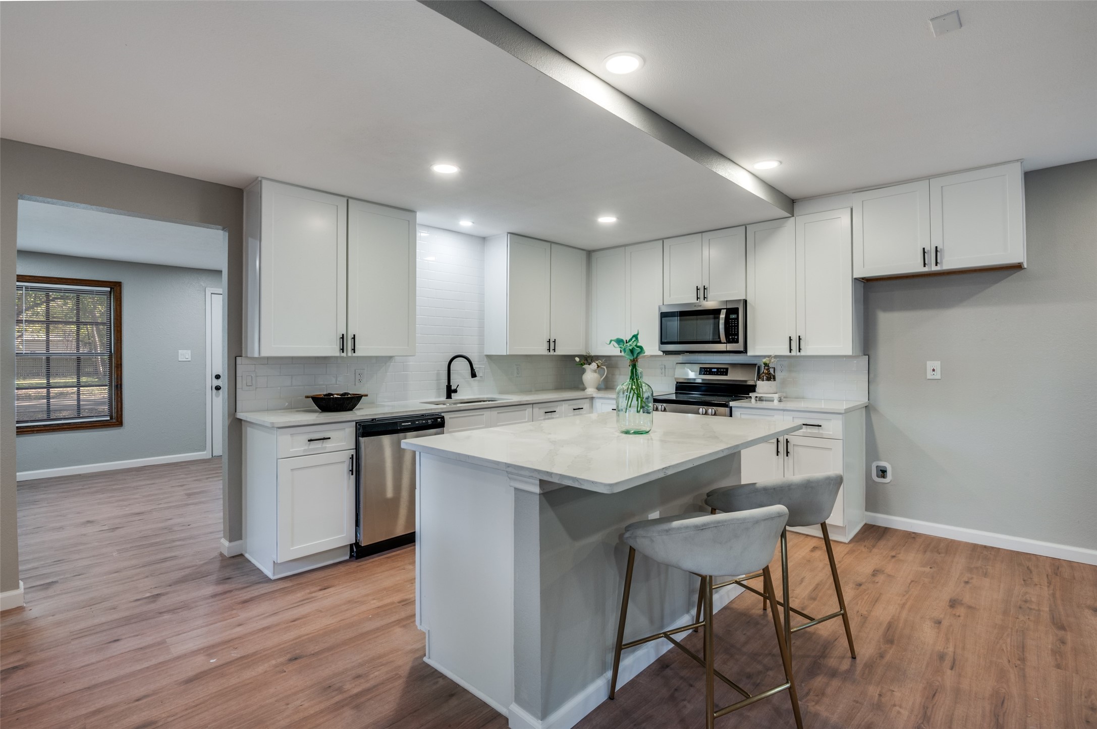 109 S Central Avenue