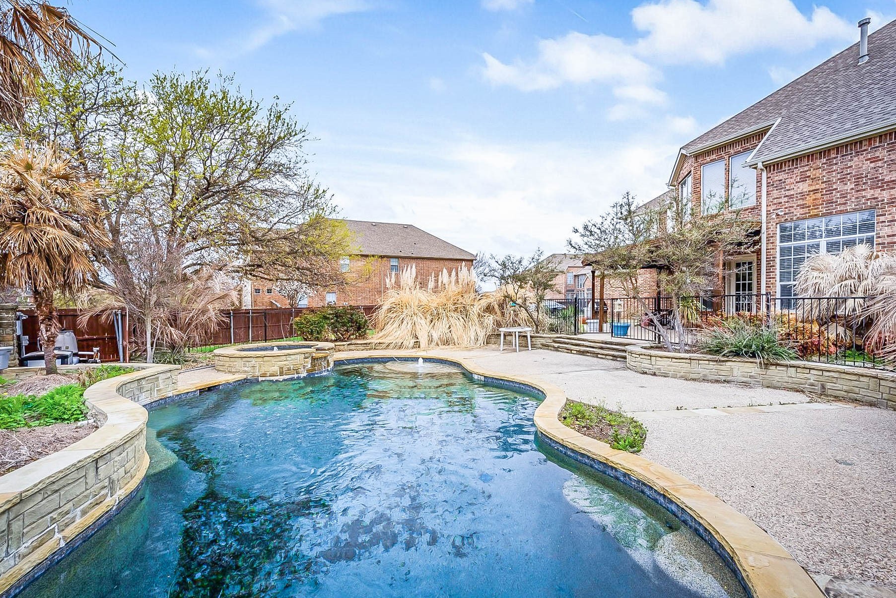 6341 Lorwood Drive