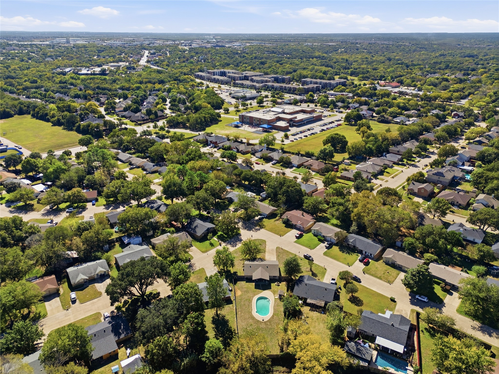 900 Meadowlark Drive