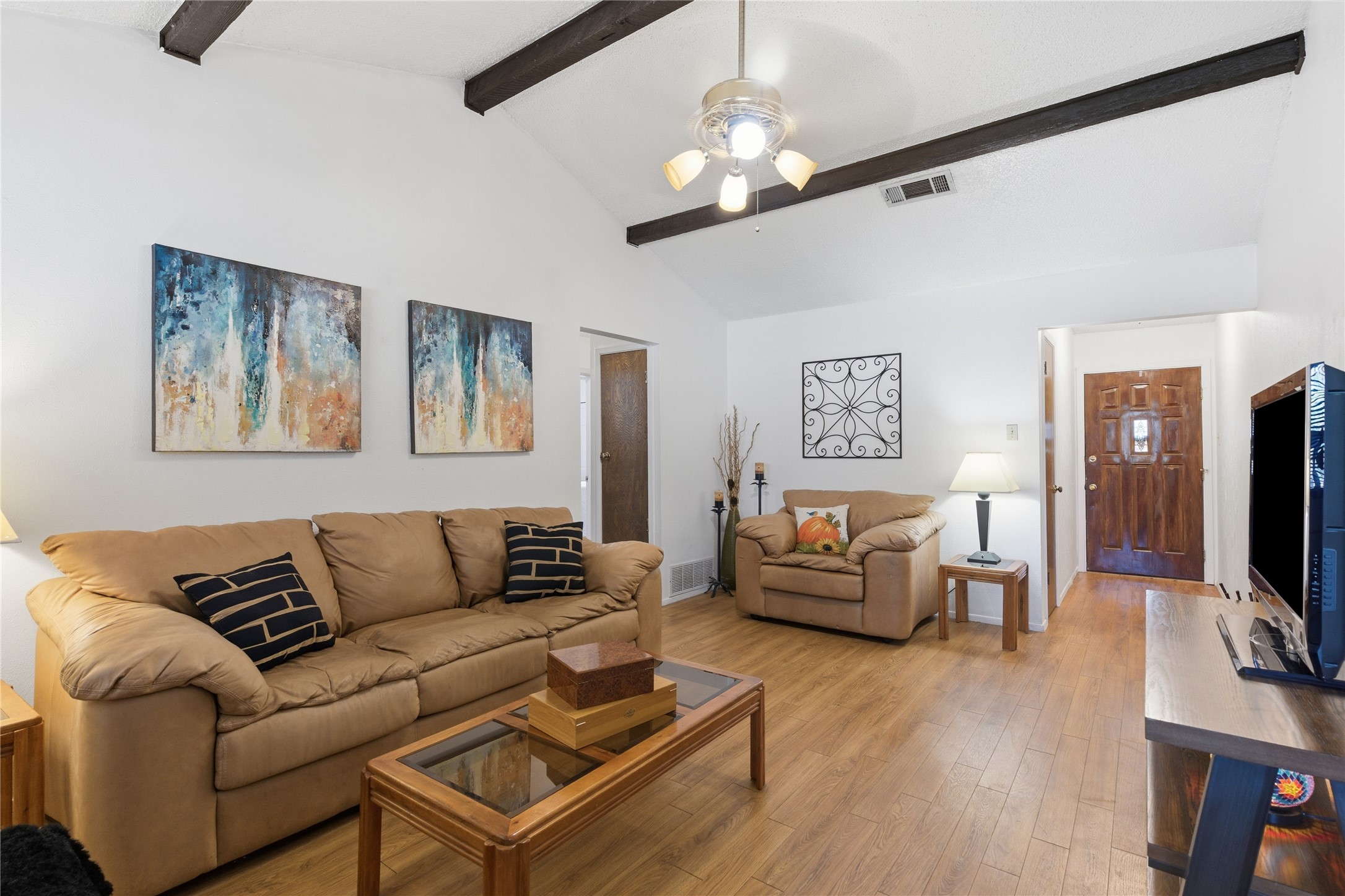 900 Meadowlark Drive