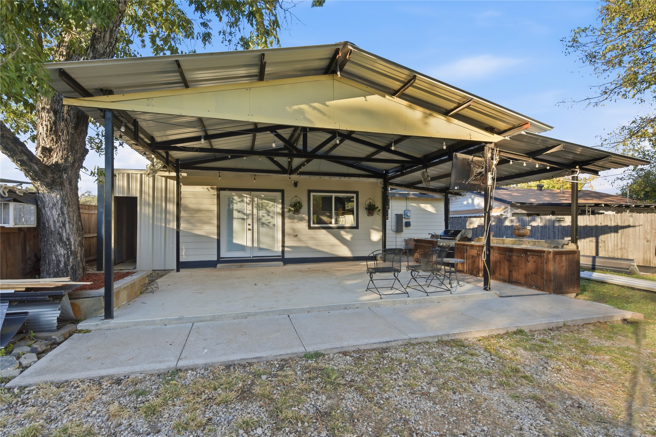 5615 Calloway Street