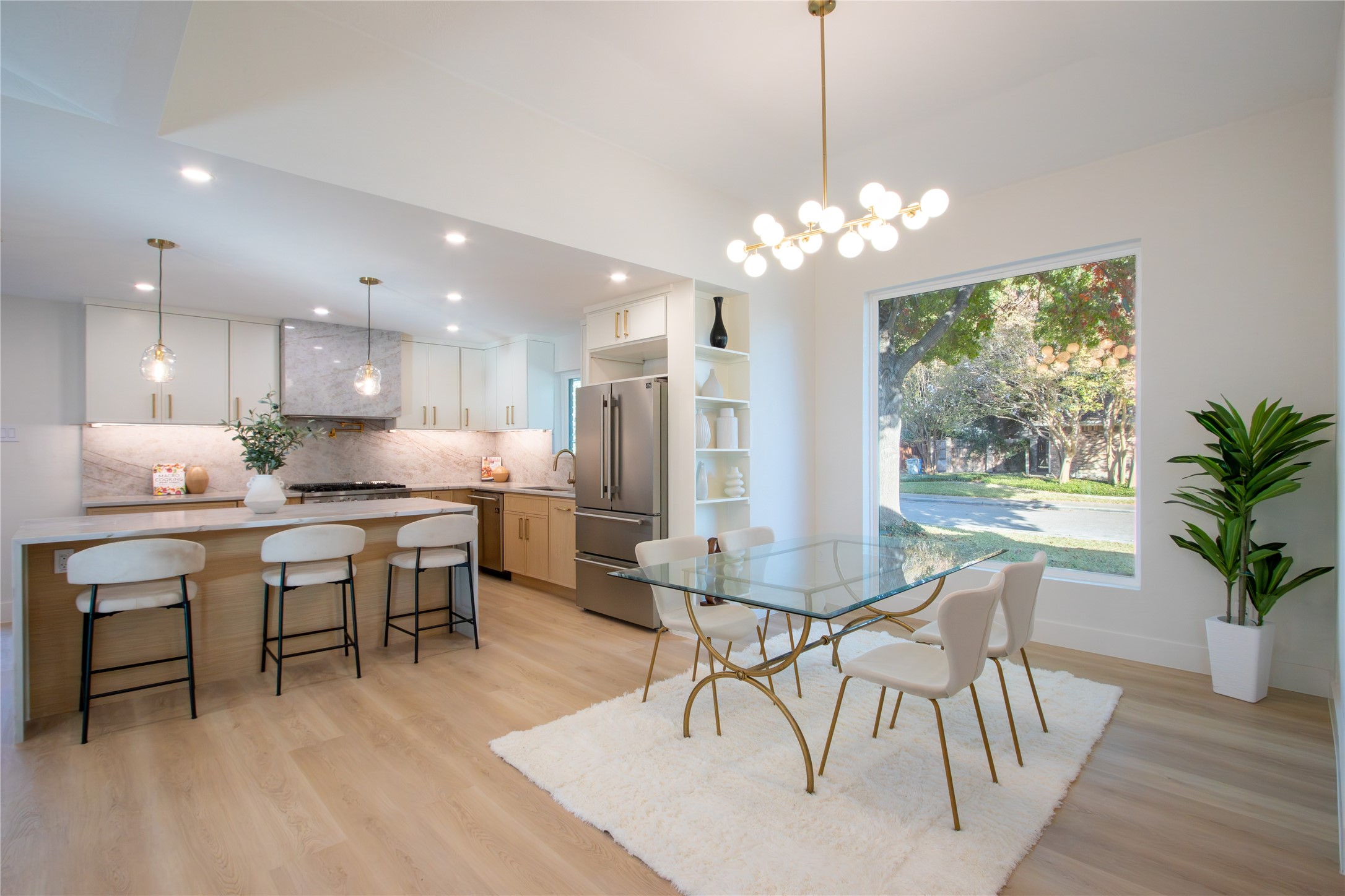 10009 Apple Creek Drive