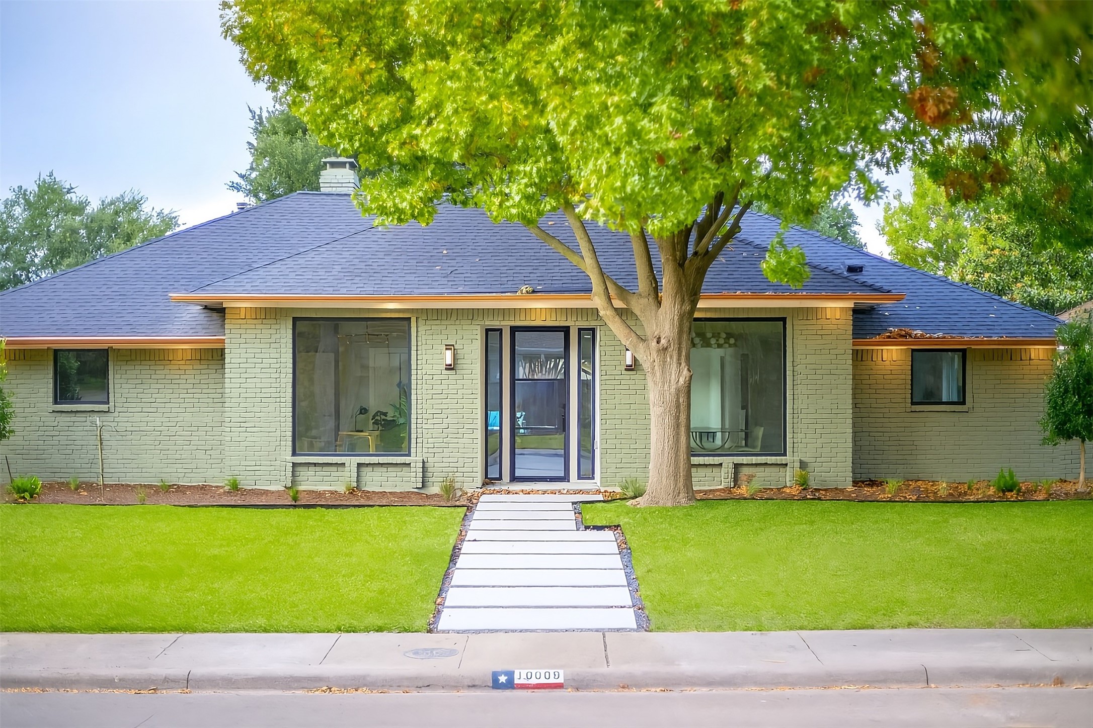 10009 Apple Creek Drive