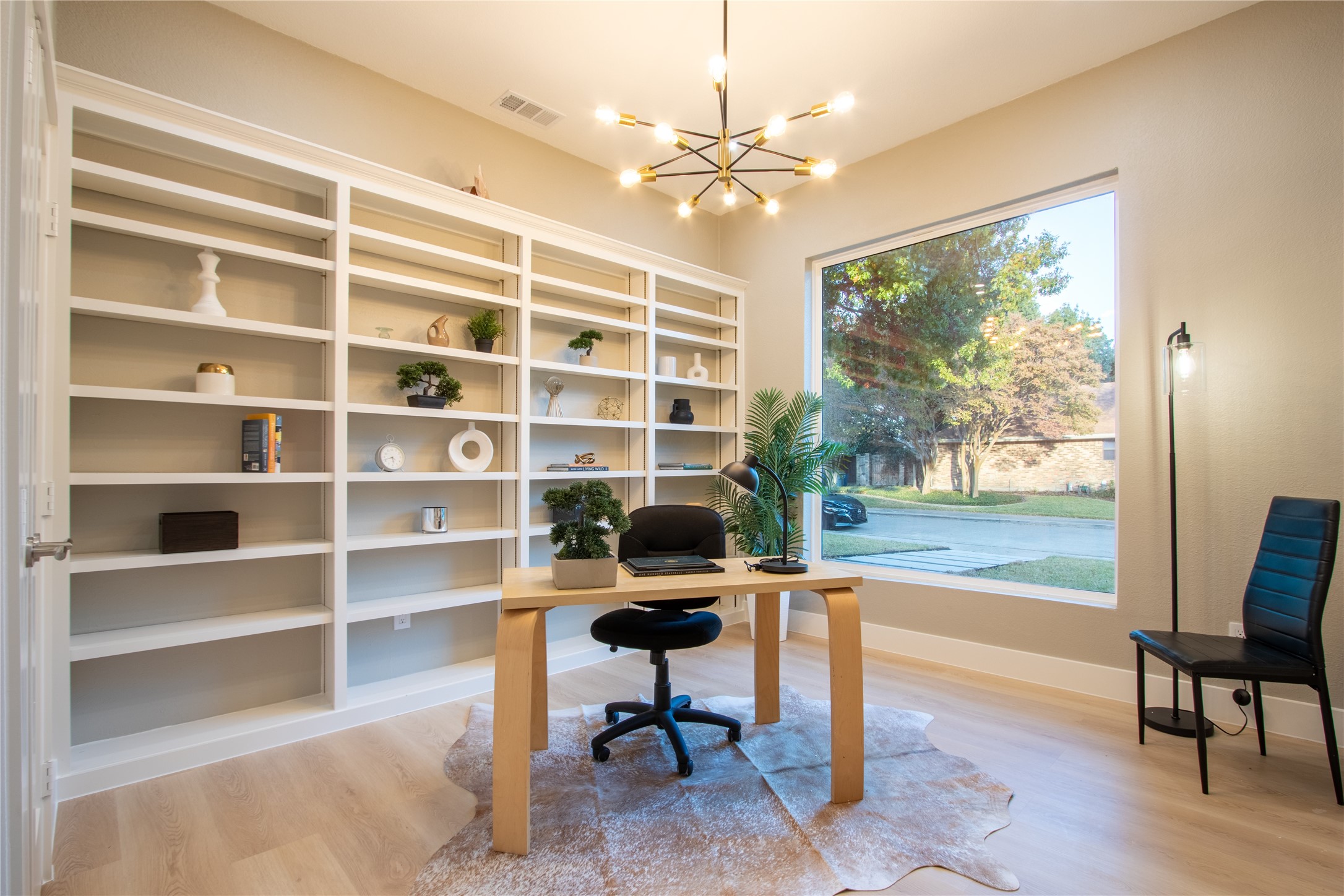 10009 Apple Creek Drive
