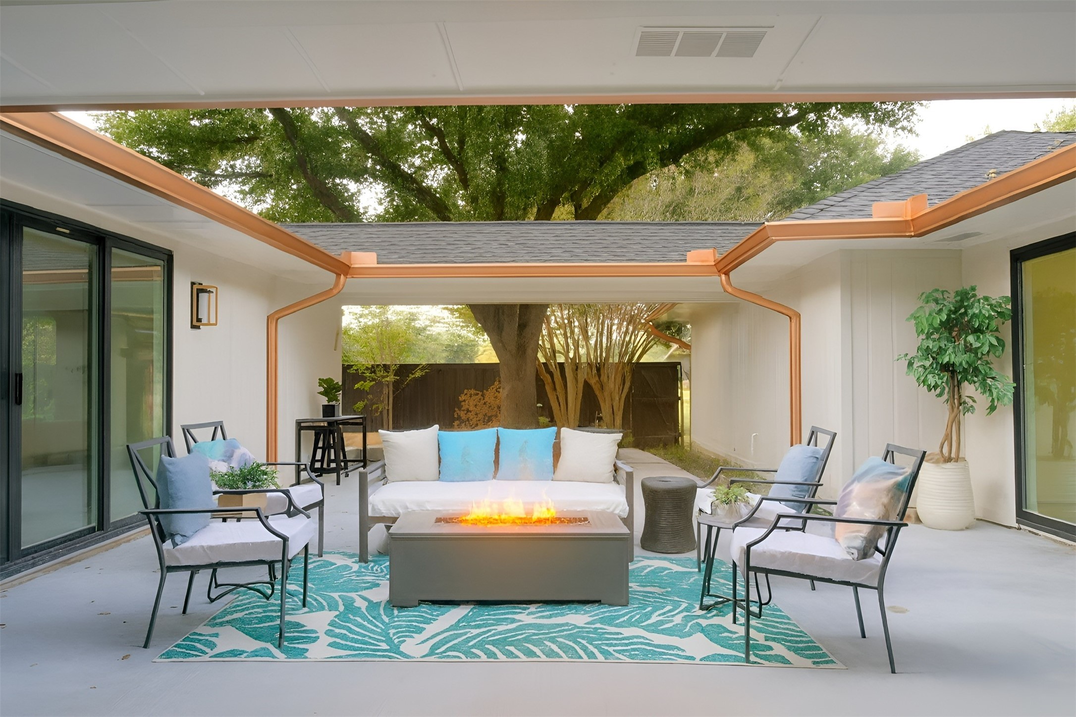 10009 Apple Creek Drive