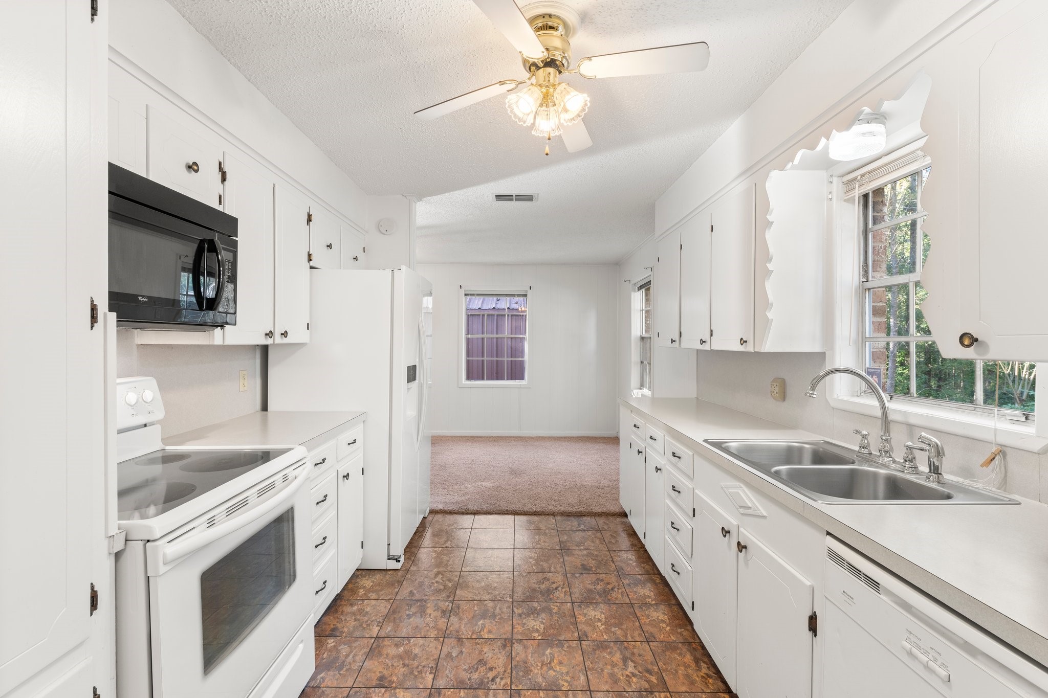 10981 County Road 3405