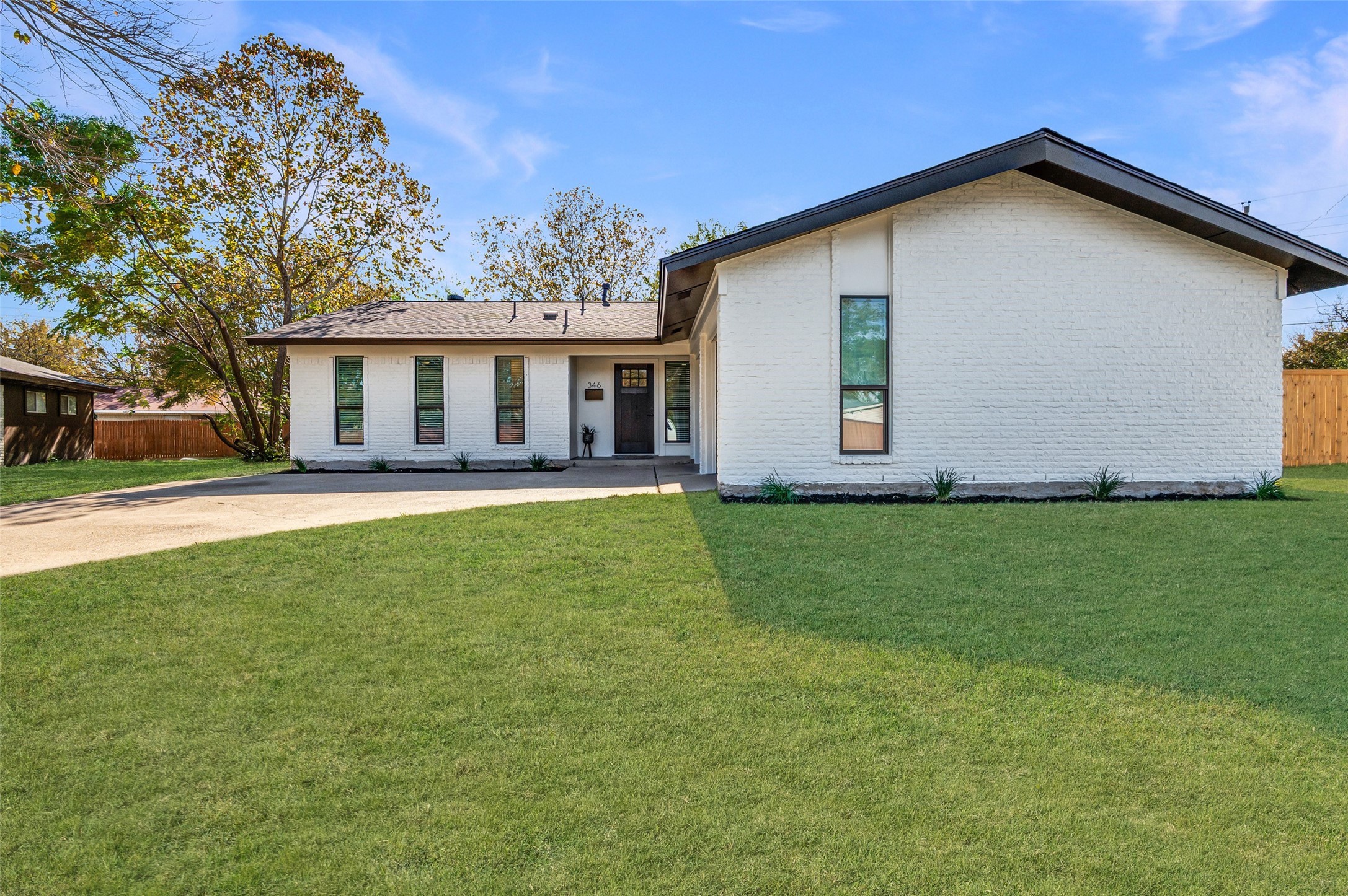 346 E Davis Circle