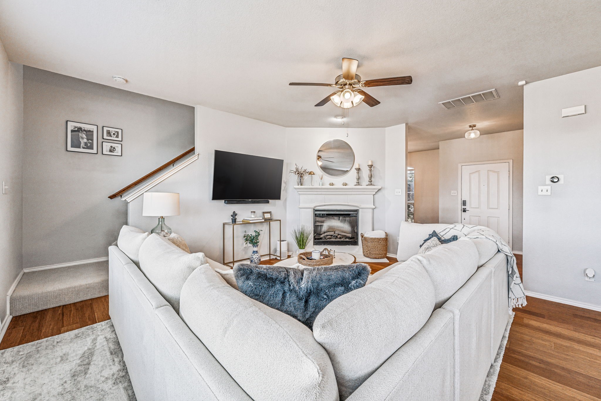 9661 Minton Drive