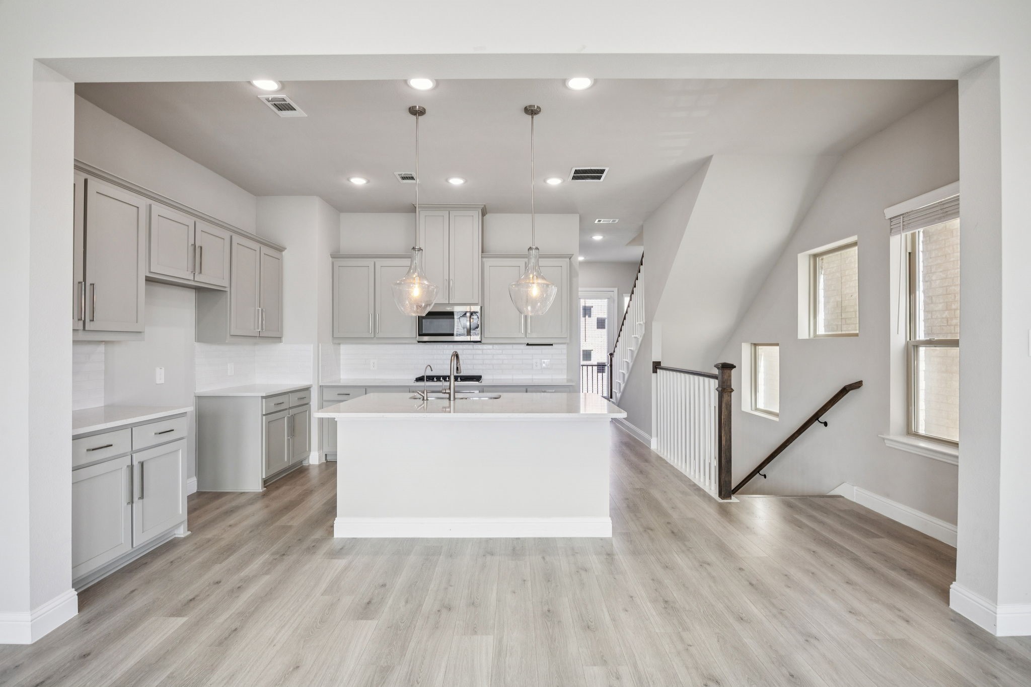 2244 Palomino Street
