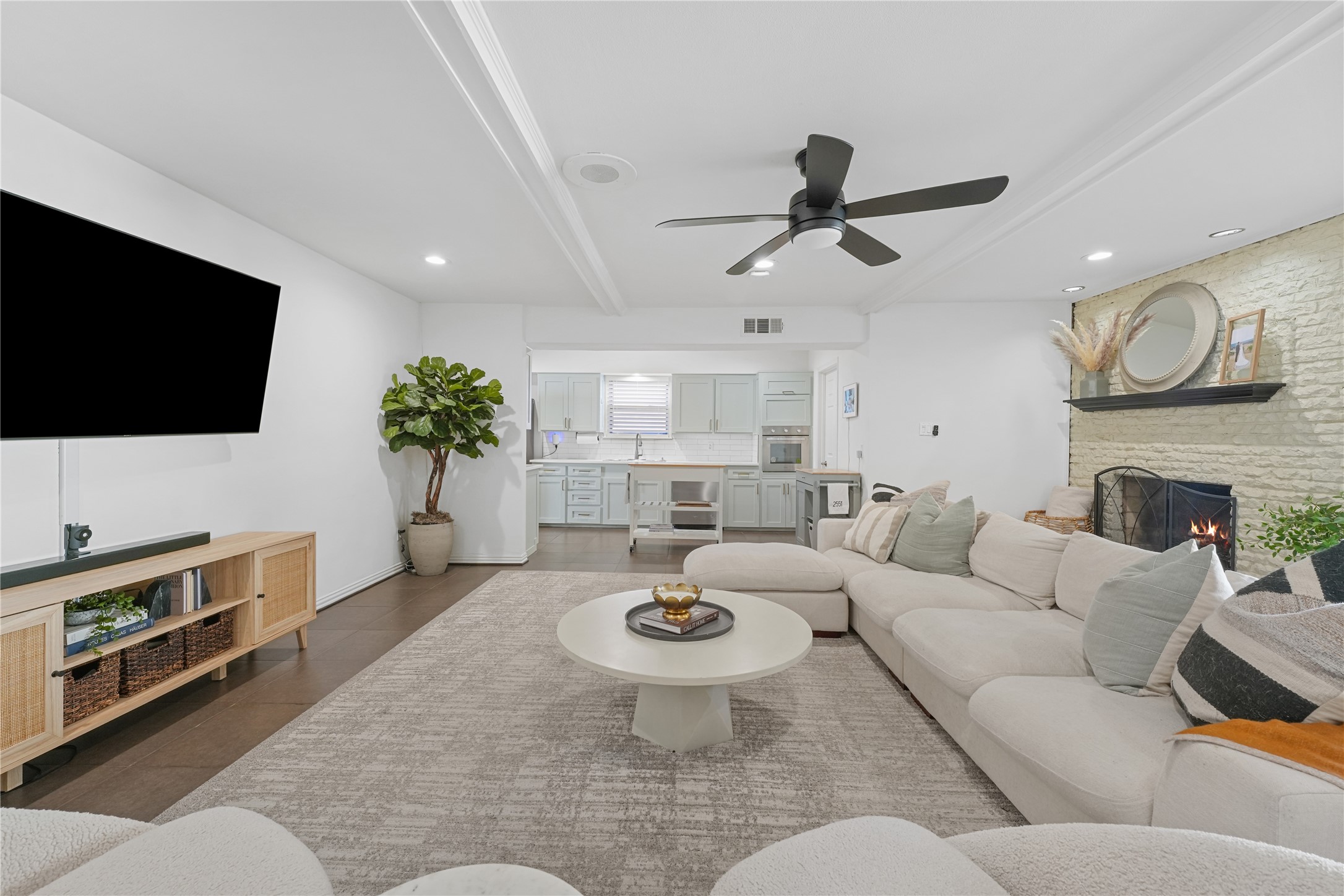 2551 El Cerrito Drive