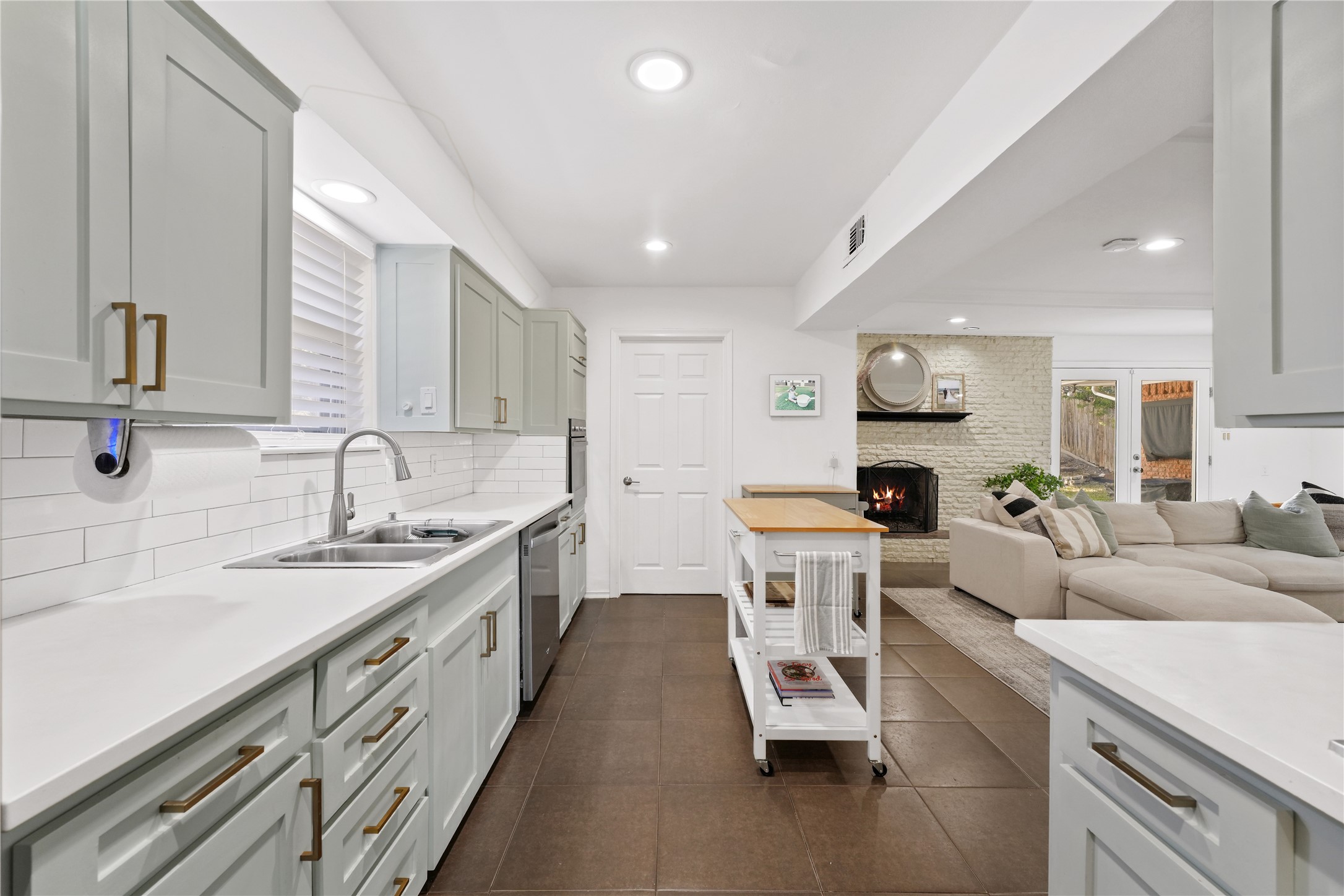 2551 El Cerrito Drive