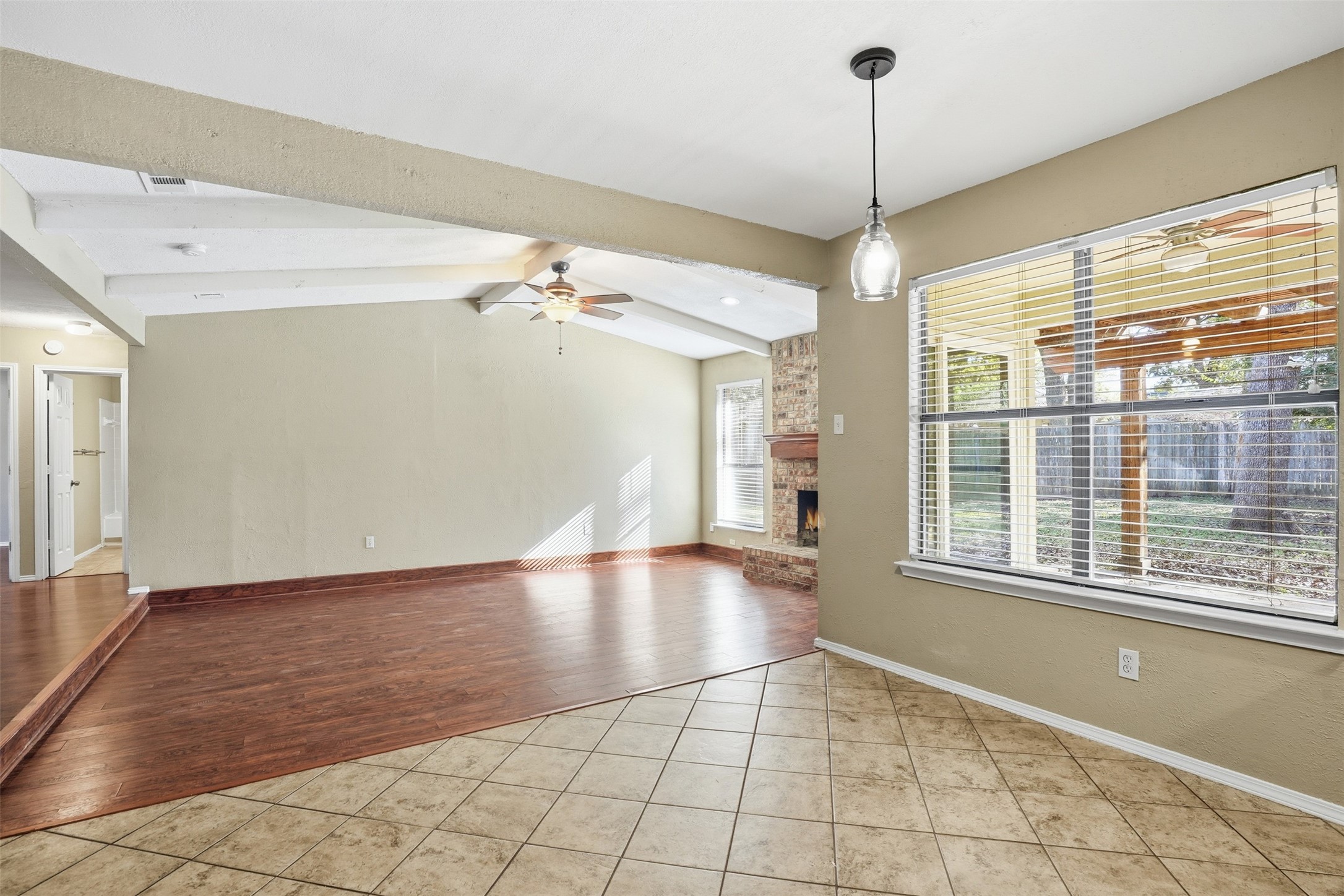 3906 Cedarwood Court