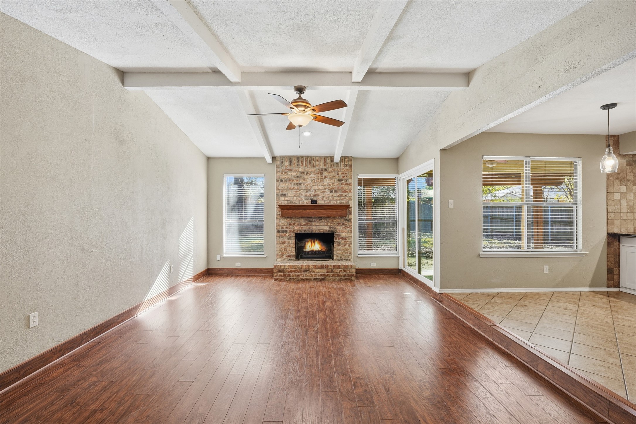 3906 Cedarwood Court